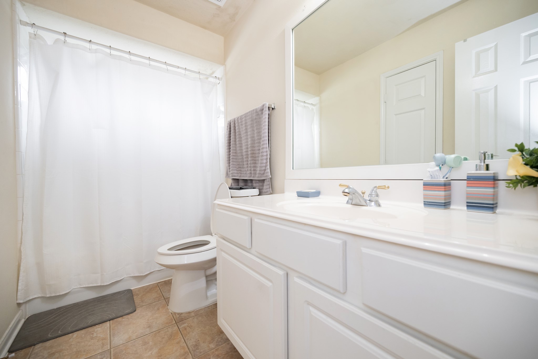 1823 Blue Water Bay Drive Property Photo 32