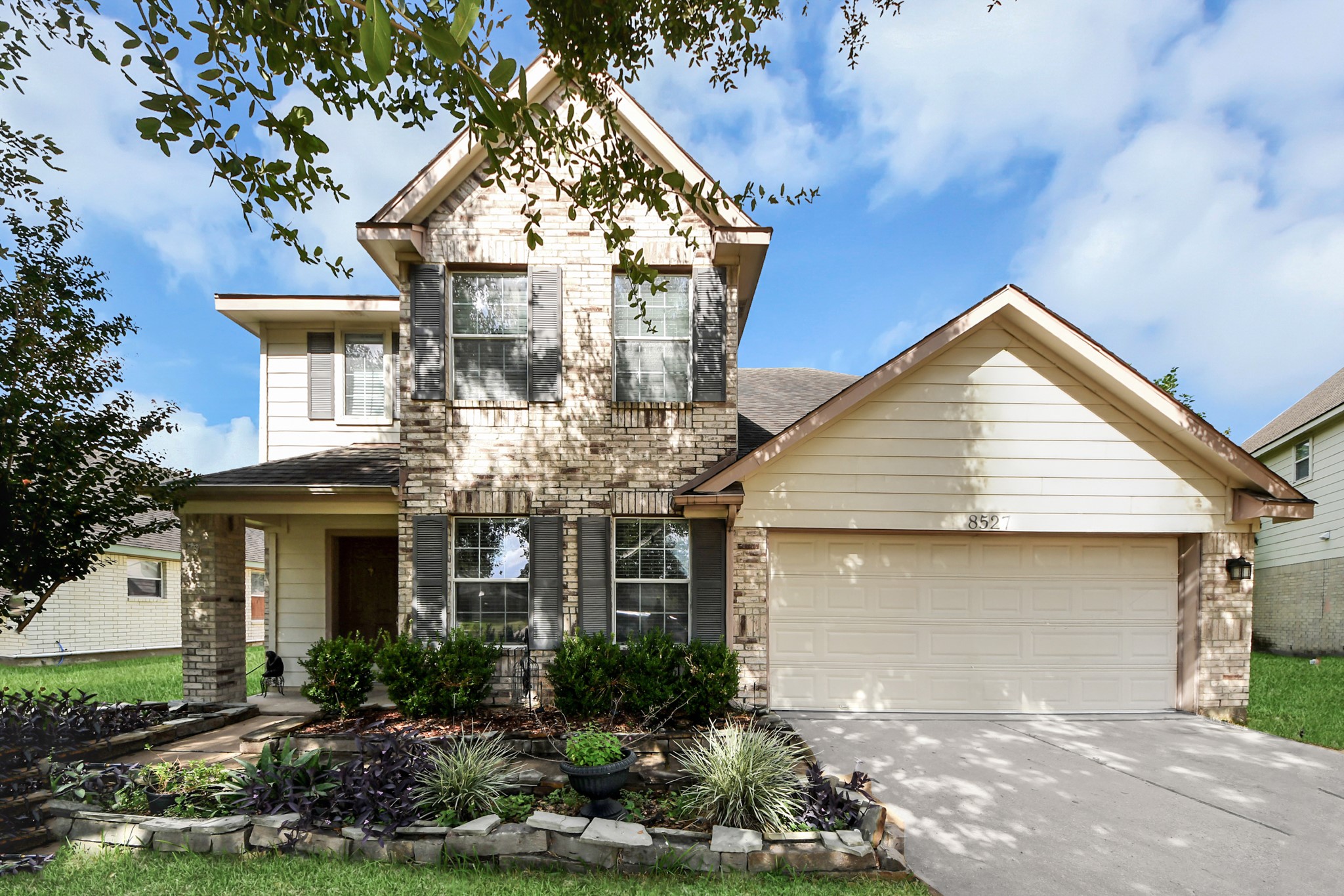 8527 Windy Thicket Lane Property Photo 1