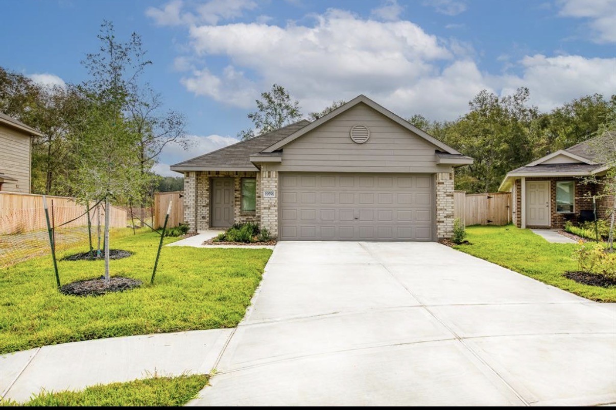 19591 Manduca Drive Property Photo 3