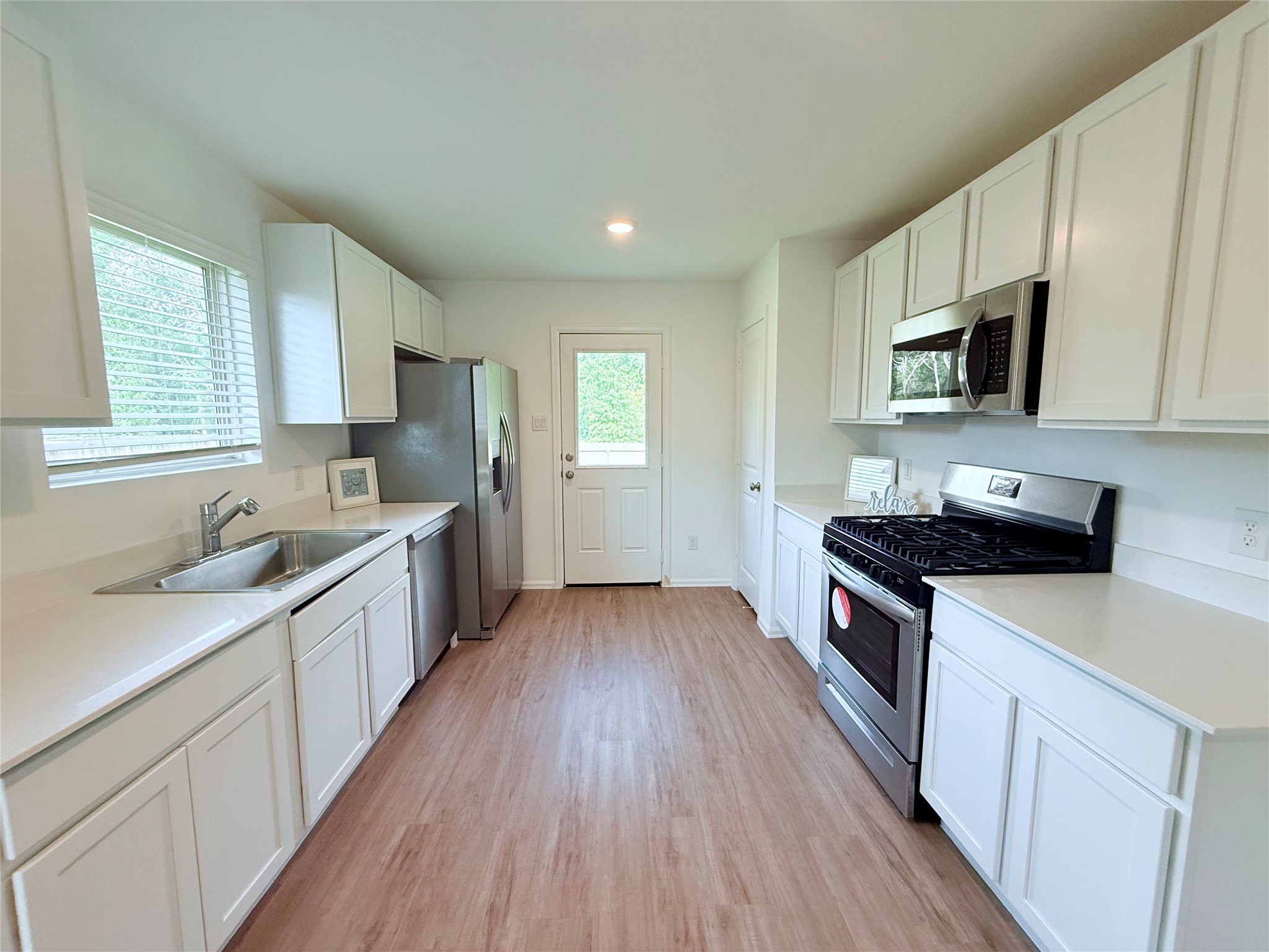 19591 Manduca Drive Property Photo 14