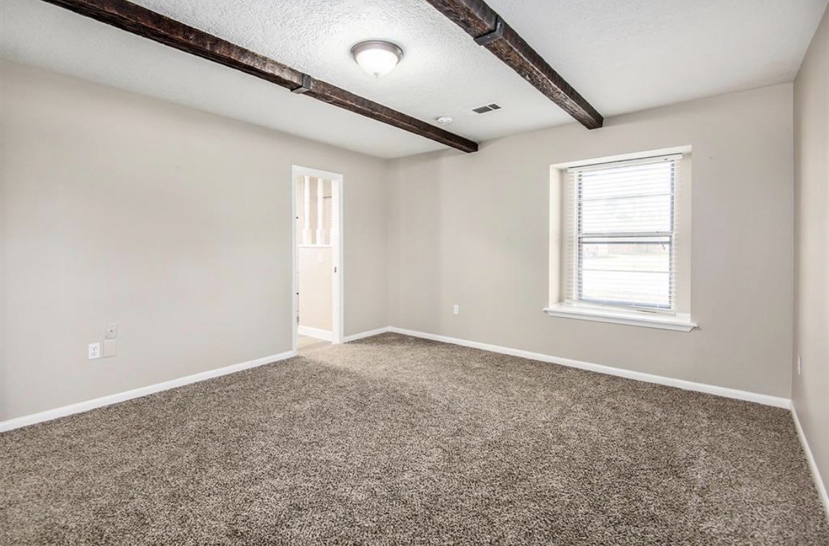 12510 Old River Drive Property Photo 10