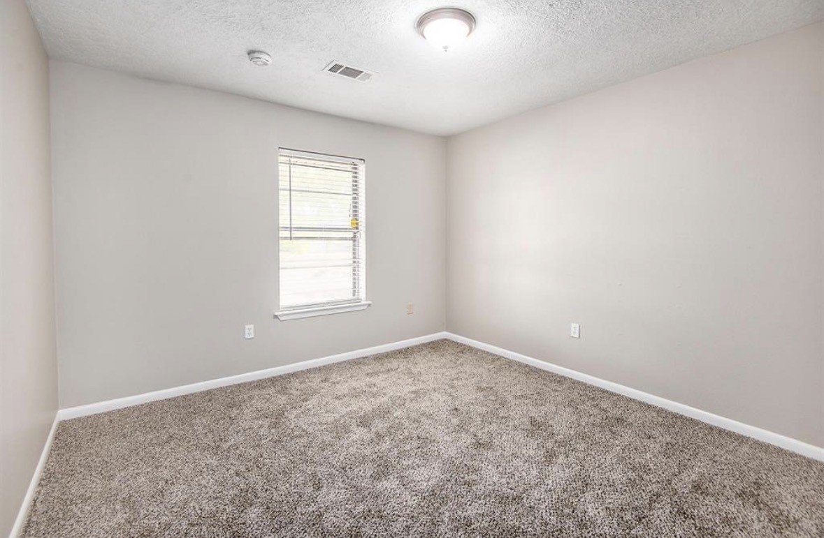 12510 Old River Drive Property Photo 15