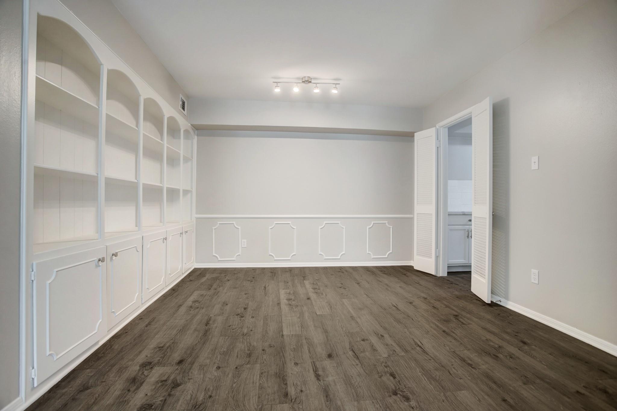 353 N Post Oak Lane # 819, Houston TX 77024 Property Photo 1