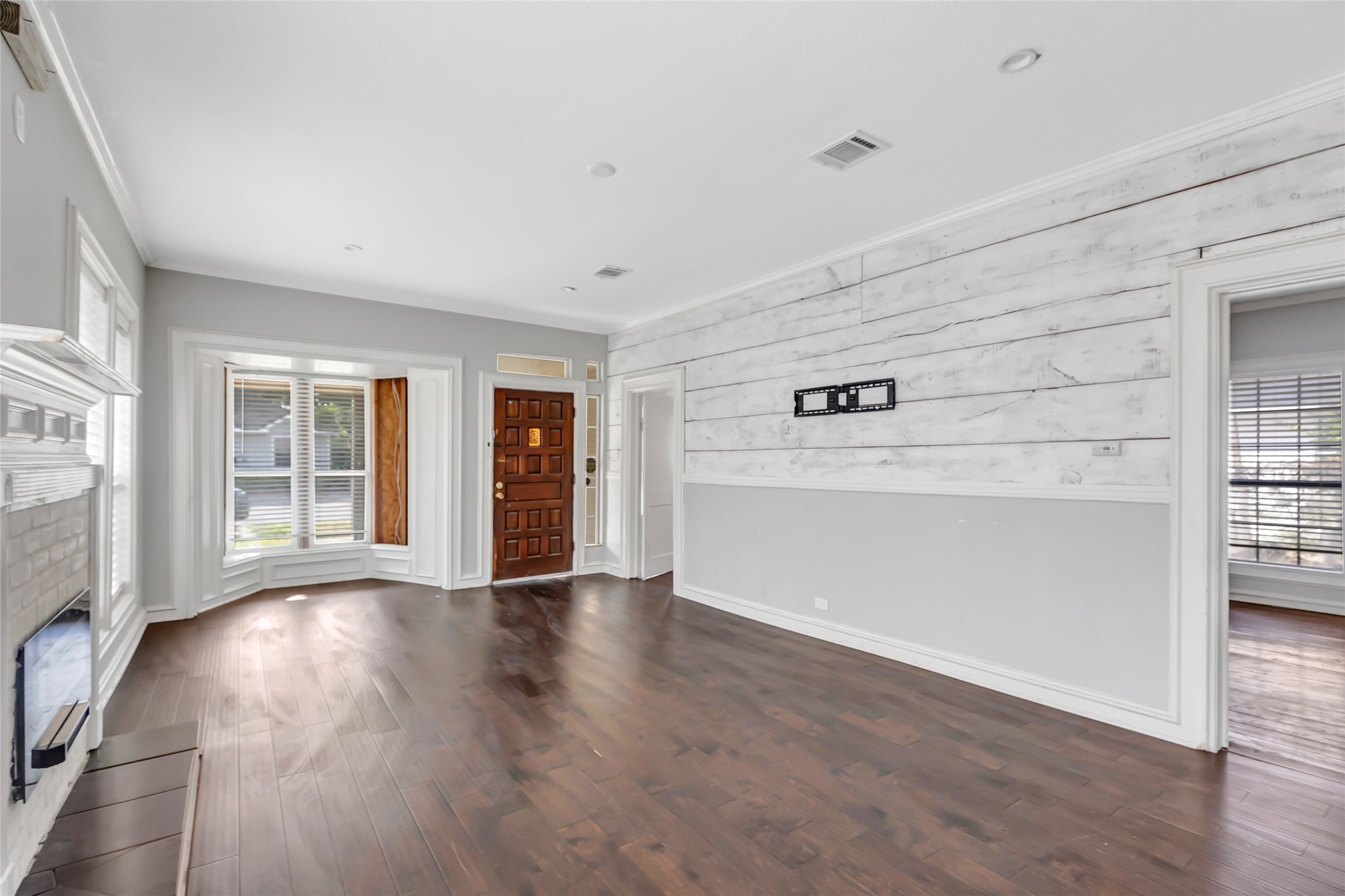 212 Super Street Property Photo 13