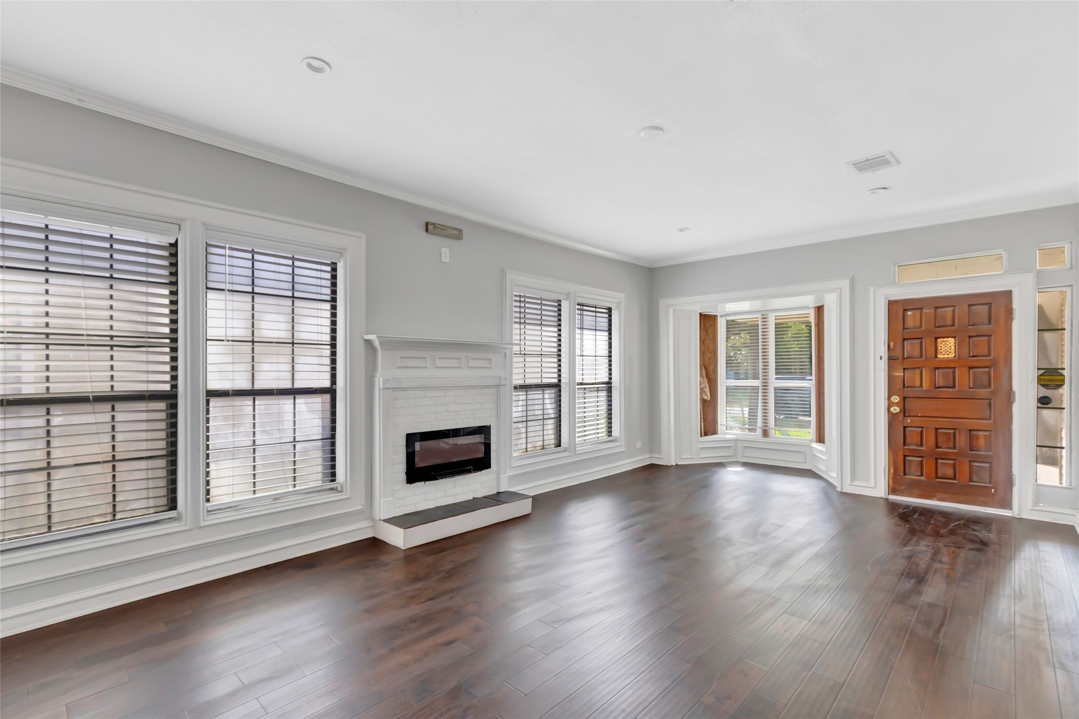 212 Super Street Property Photo 14