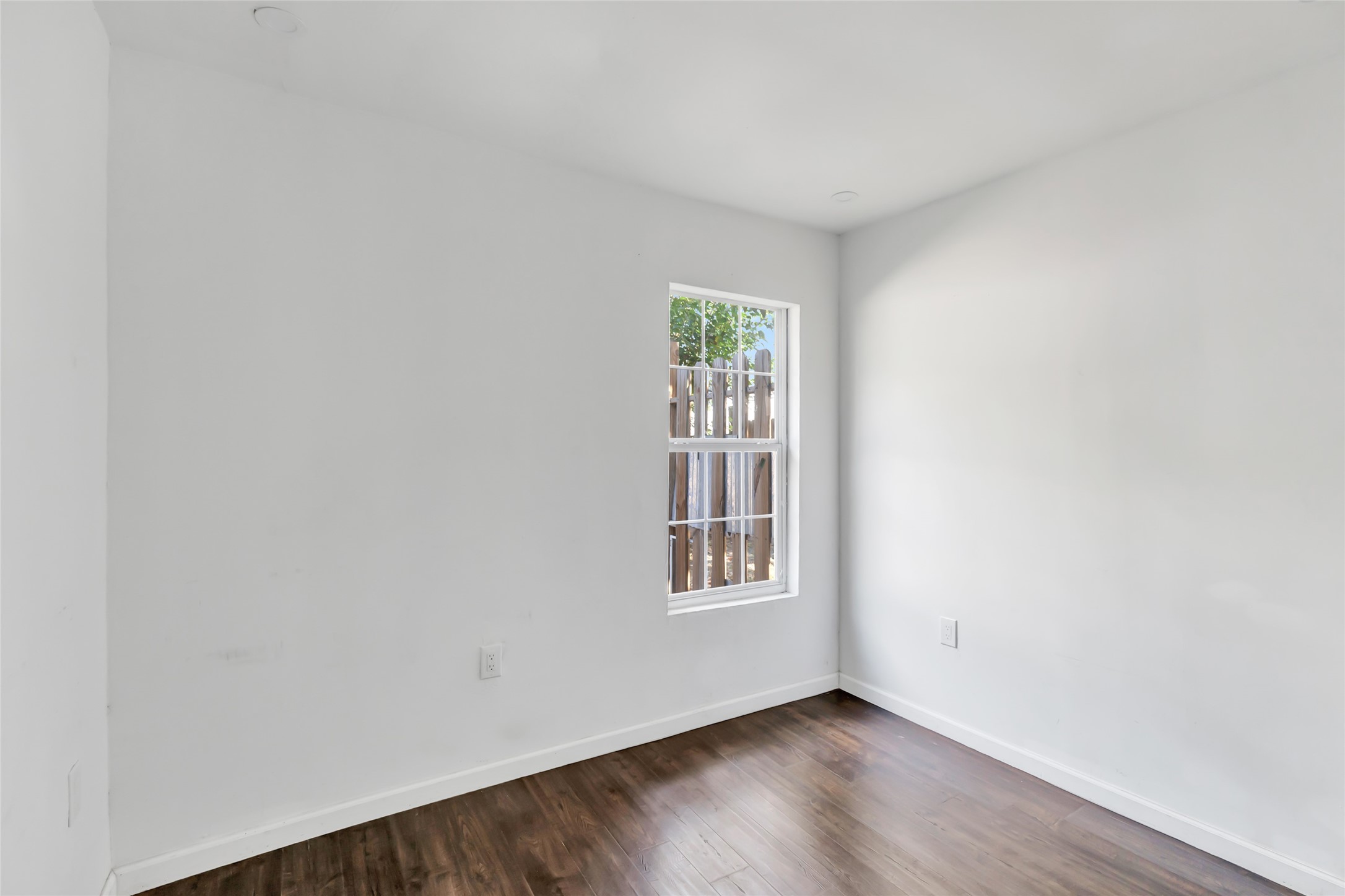 212 Super Street Property Photo 18