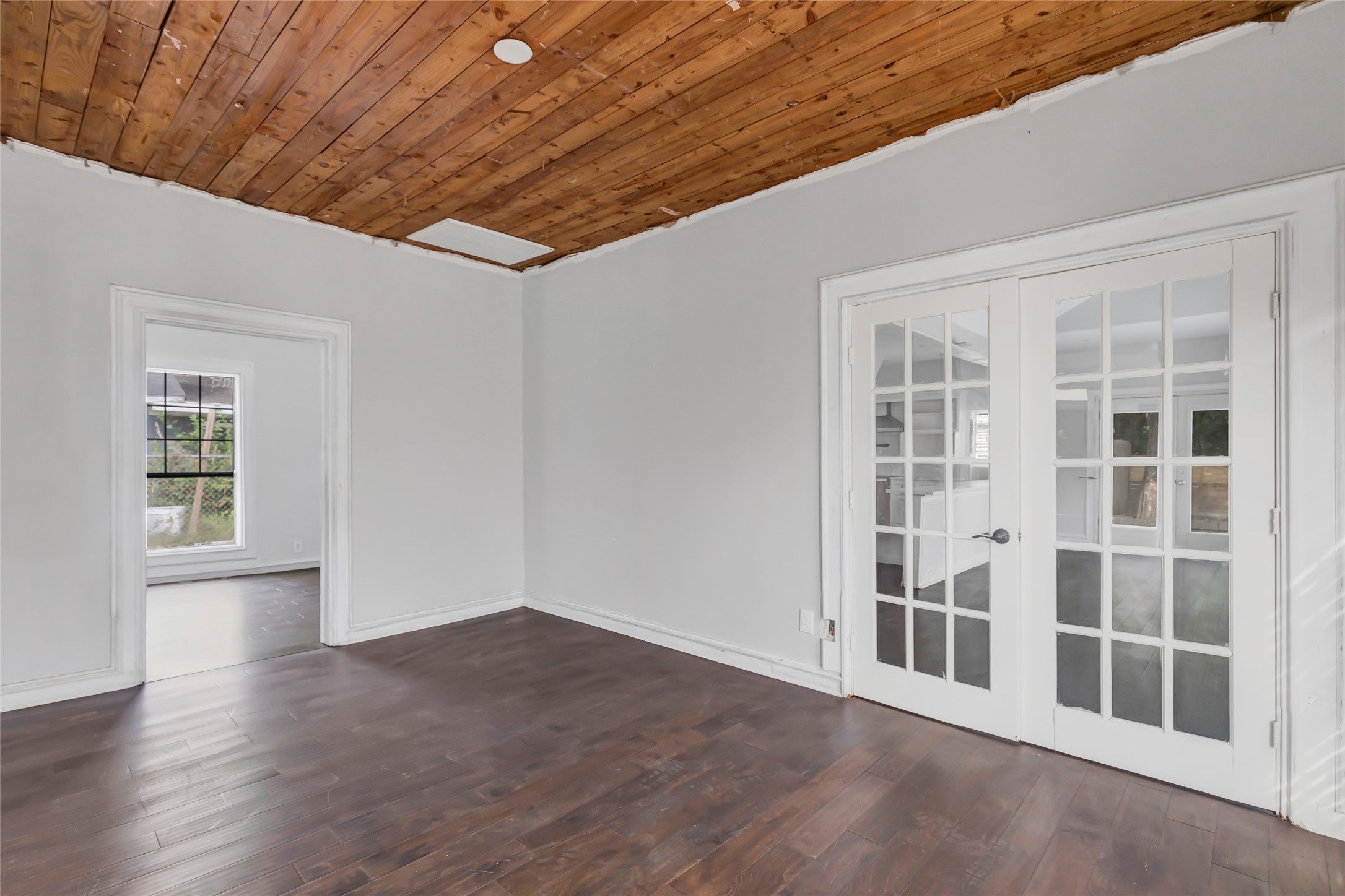 212 Super Street Property Photo 23