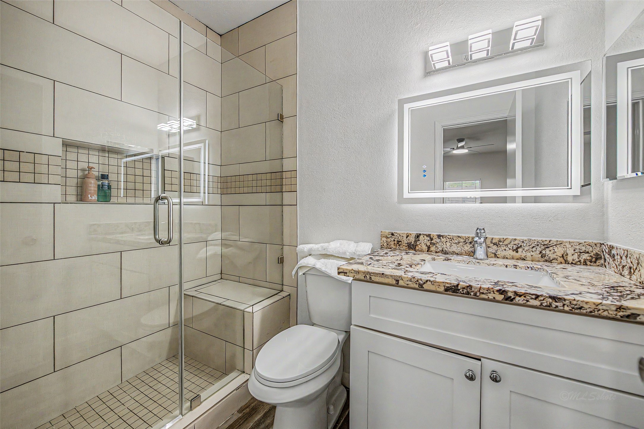 830 Threadneedle Street 228 Property Photo 12