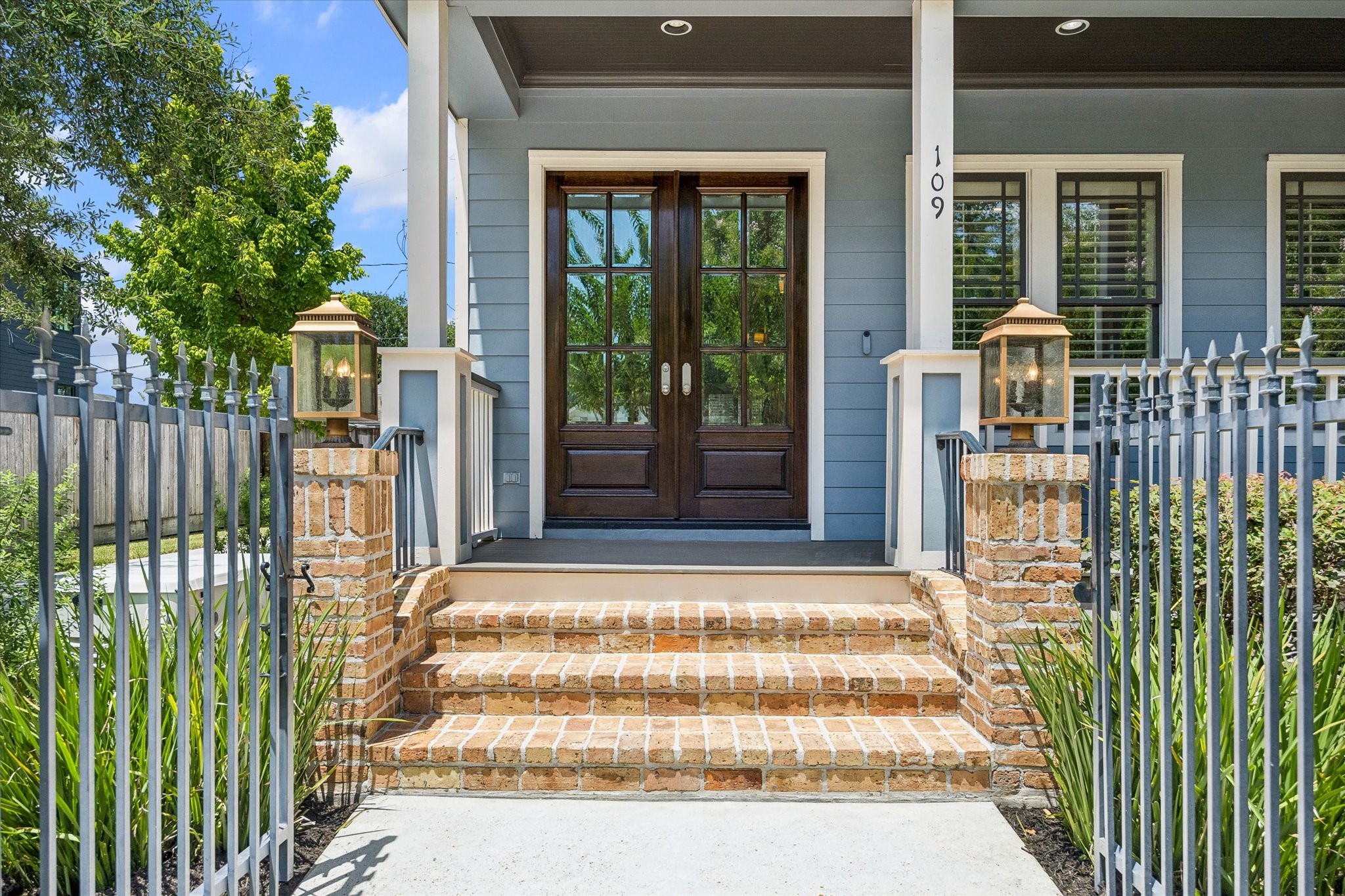 109 Munford Street Property Photo 2