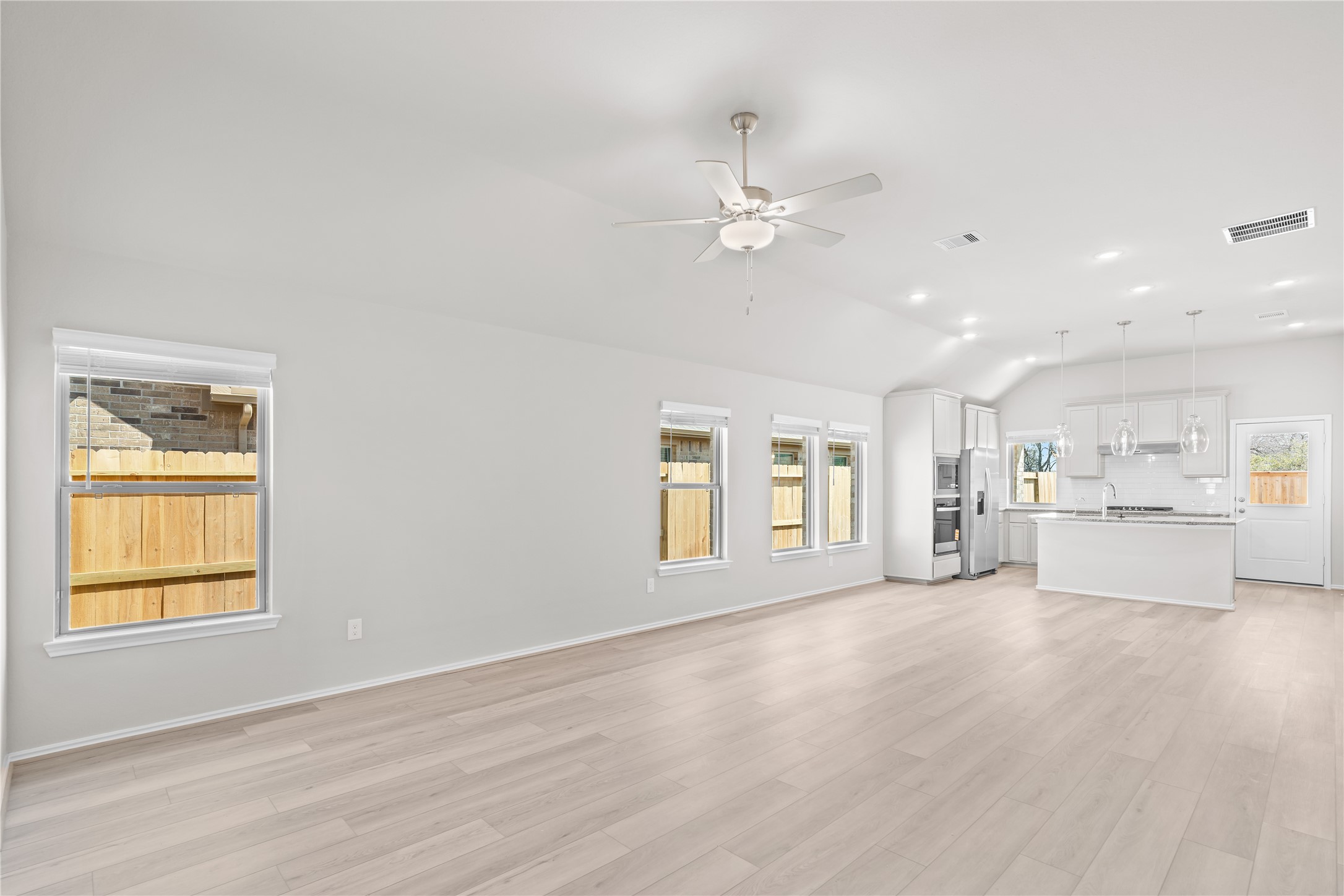 114 Mercury Sky Road Property Photo 21