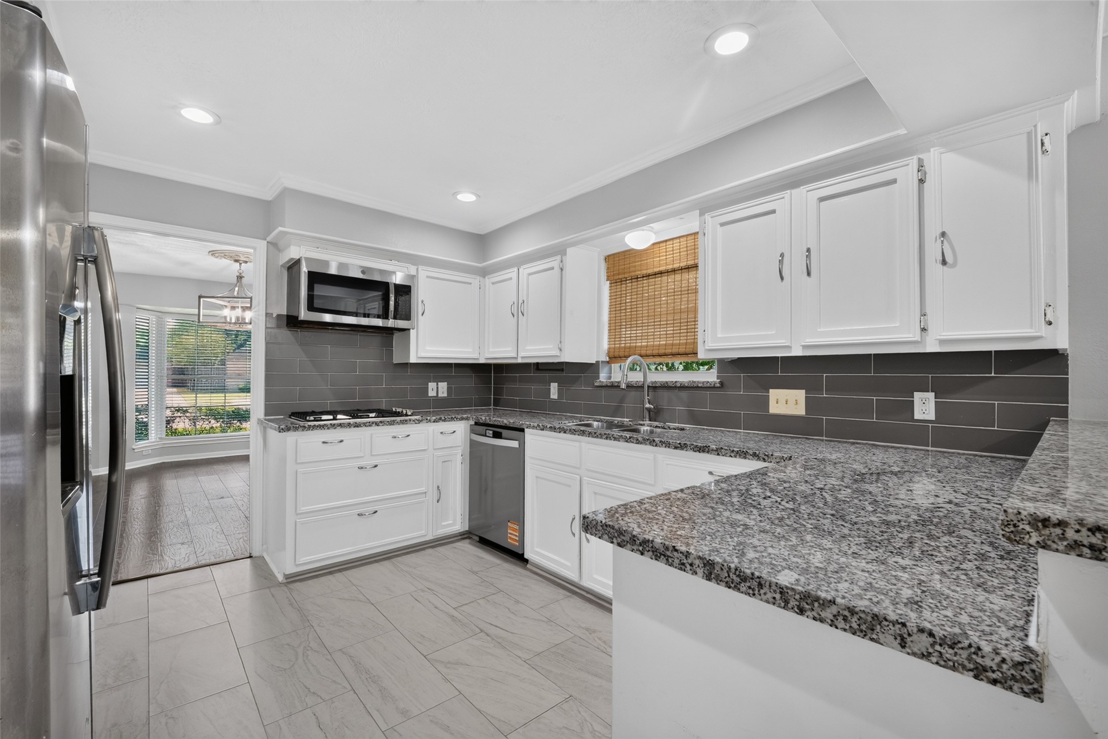 7614 Rollingbrook Drive Property Photo 19