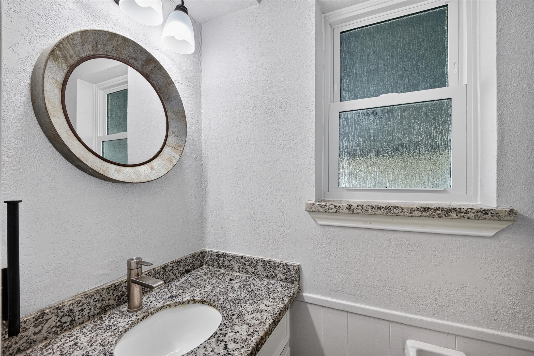 7614 Rollingbrook Drive Property Photo 24