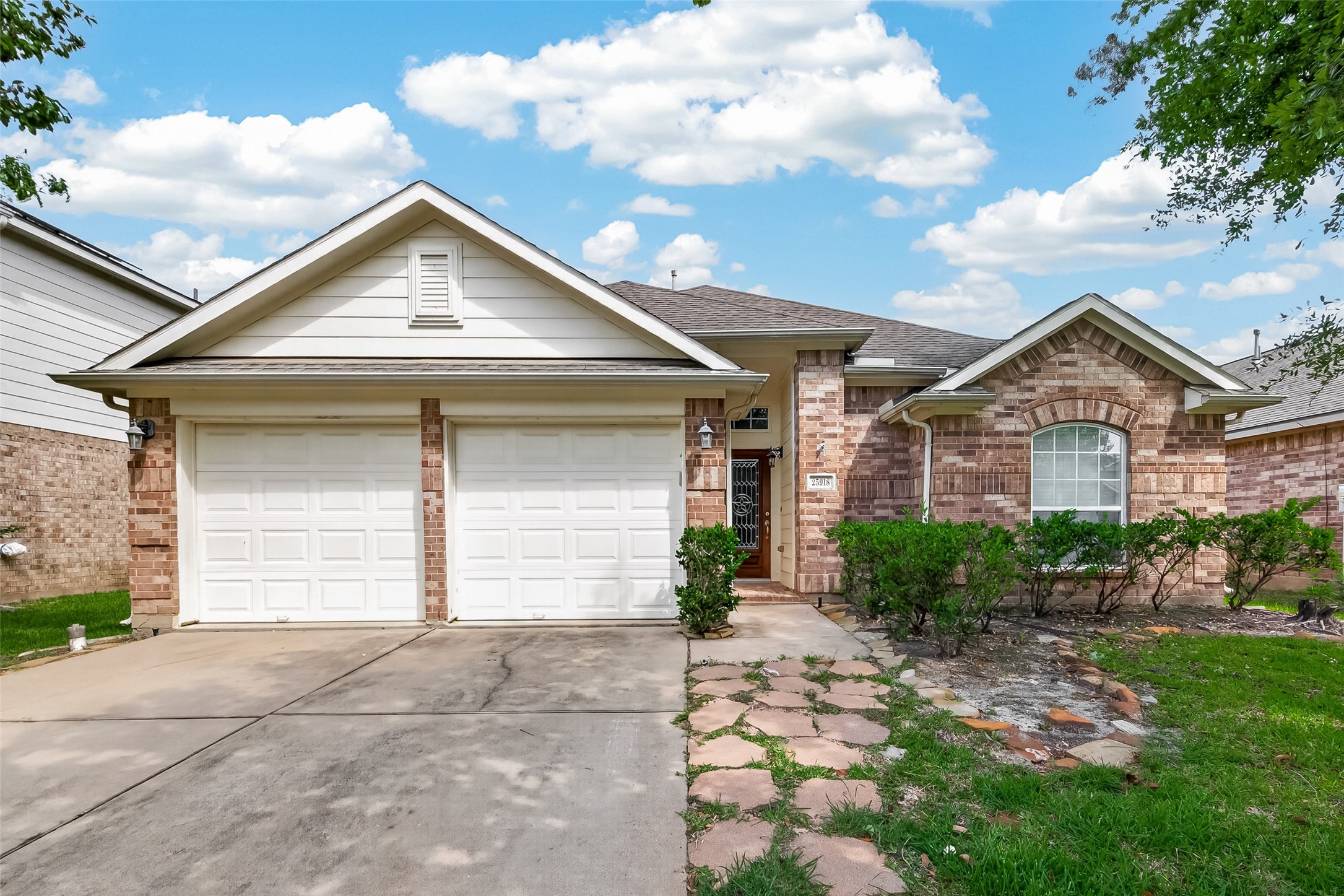 25918 Silver Timbers Lane Property Photo 1