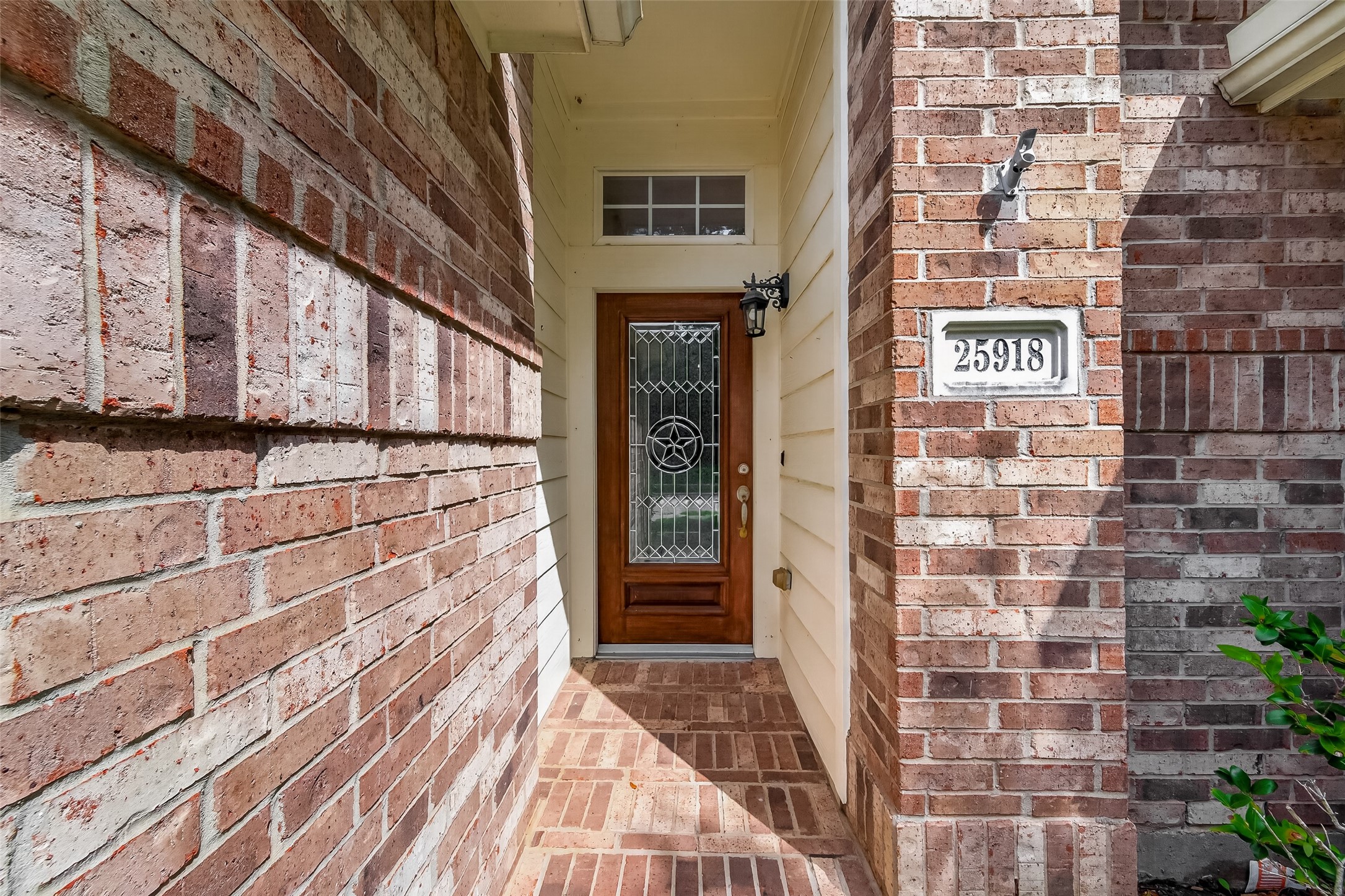 25918 Silver Timbers Lane Property Photo 3