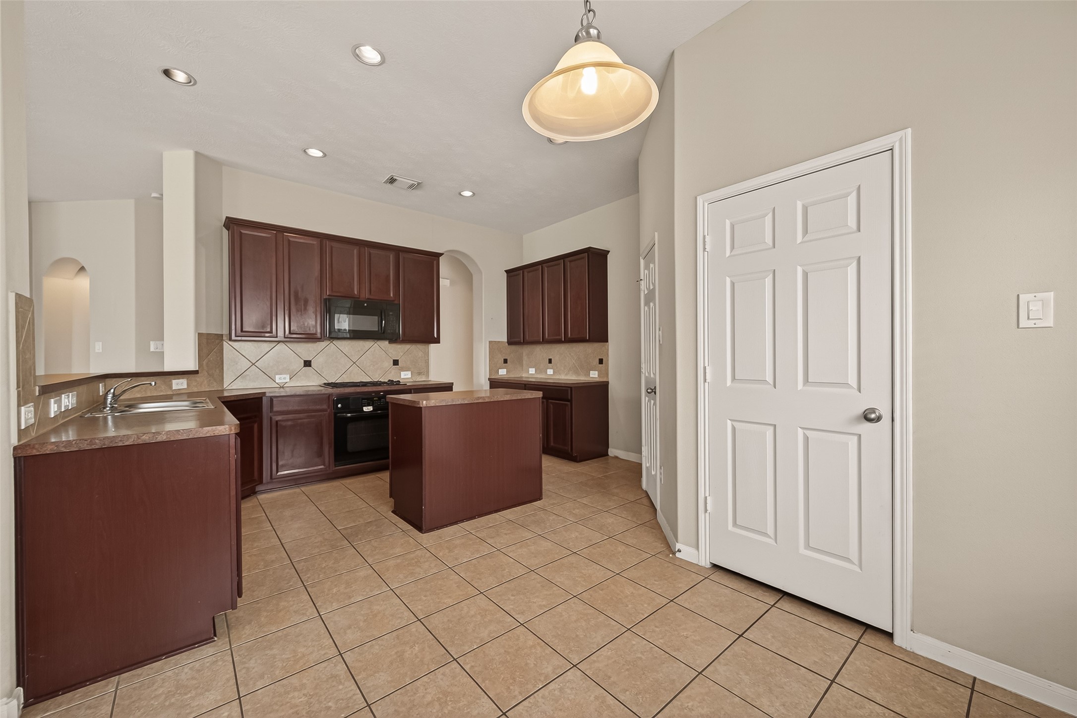 25918 Silver Timbers Lane Property Photo 12
