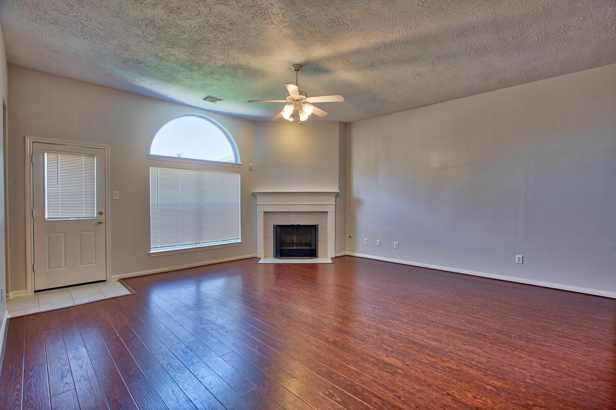 6715 Village Bridge Drive Property Photo 5