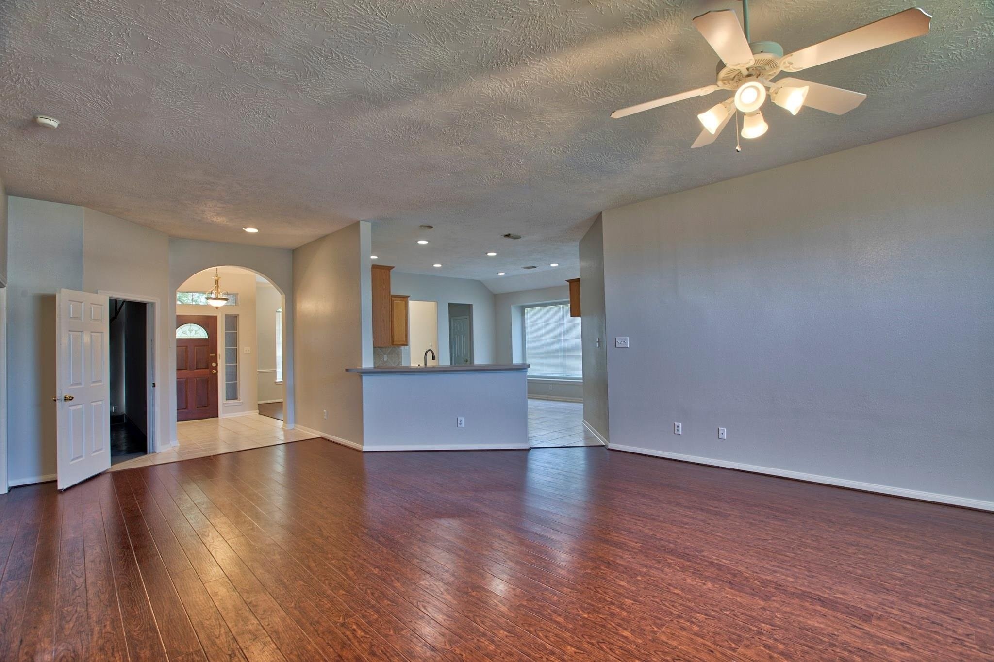 6715 Village Bridge Drive Property Photo 7