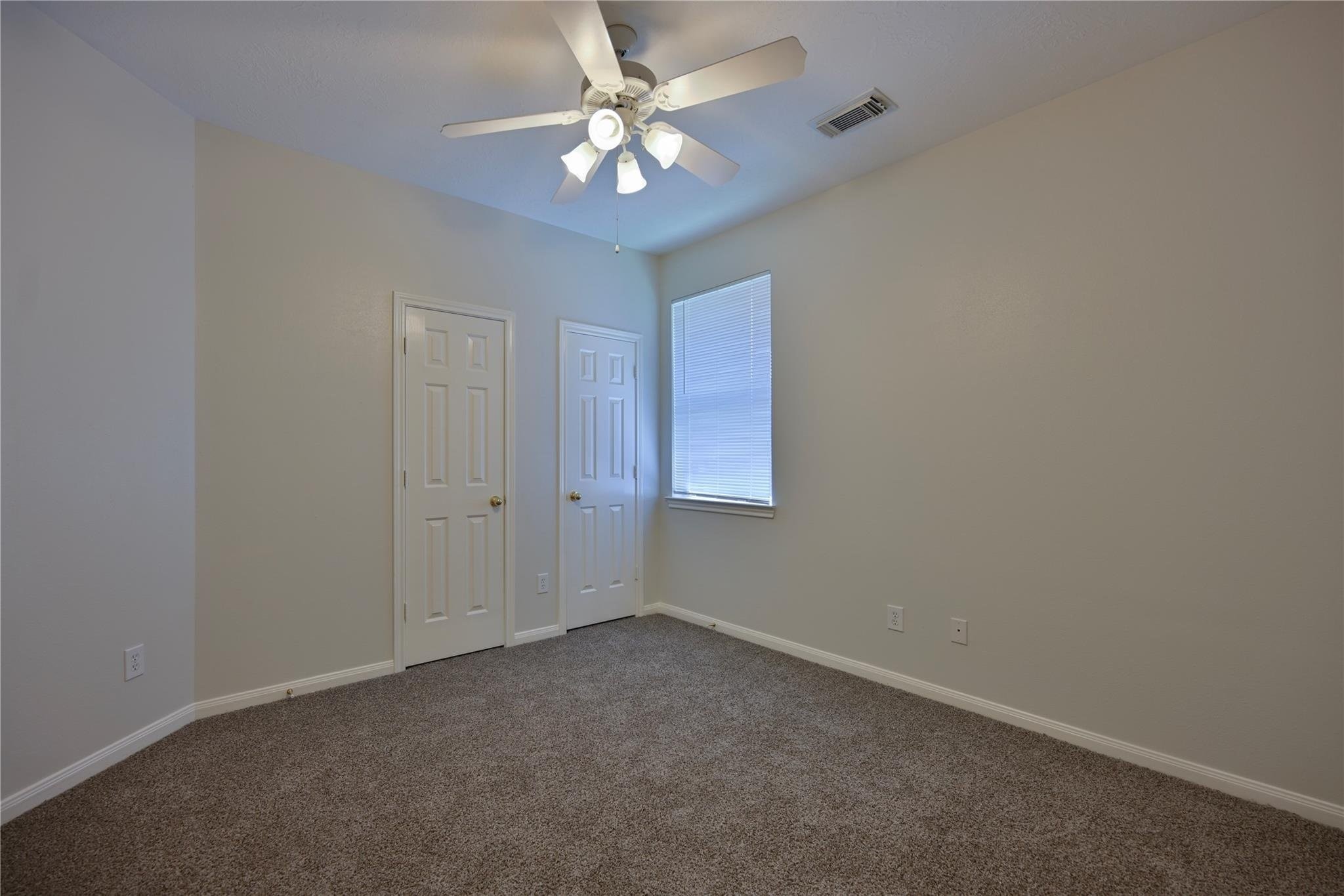 6715 Village Bridge Drive Property Photo 16