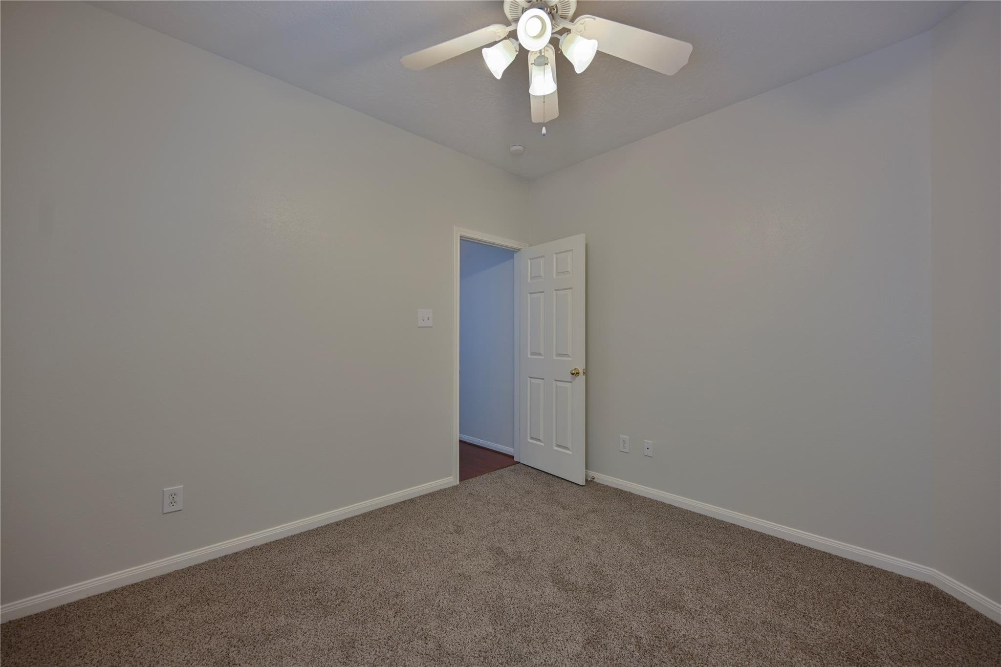 6715 Village Bridge Drive Property Photo 17
