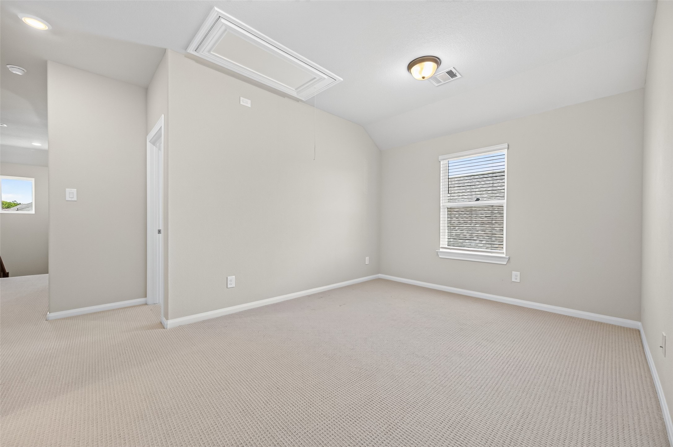 7046 Lauren Oak Drive Property Photo 31