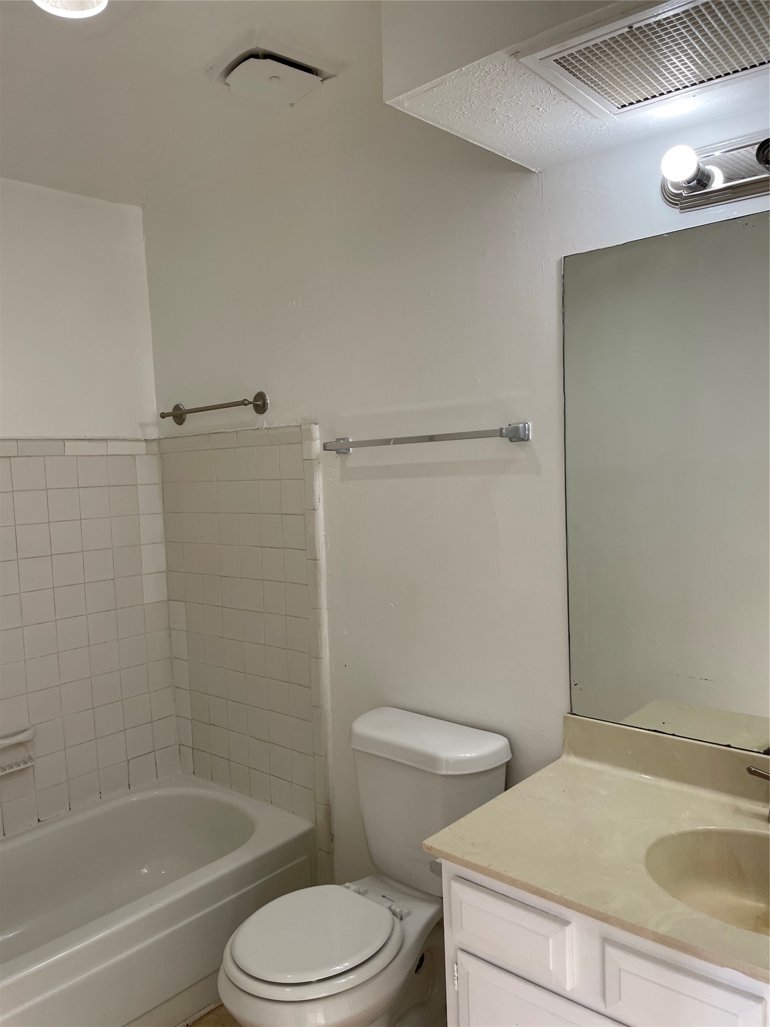 7273 Chasewood Drive Property Photo 9