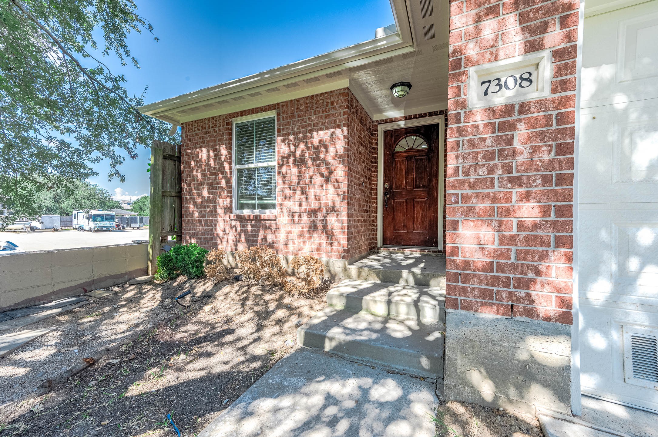 7308 Avenue R Property Photo 4