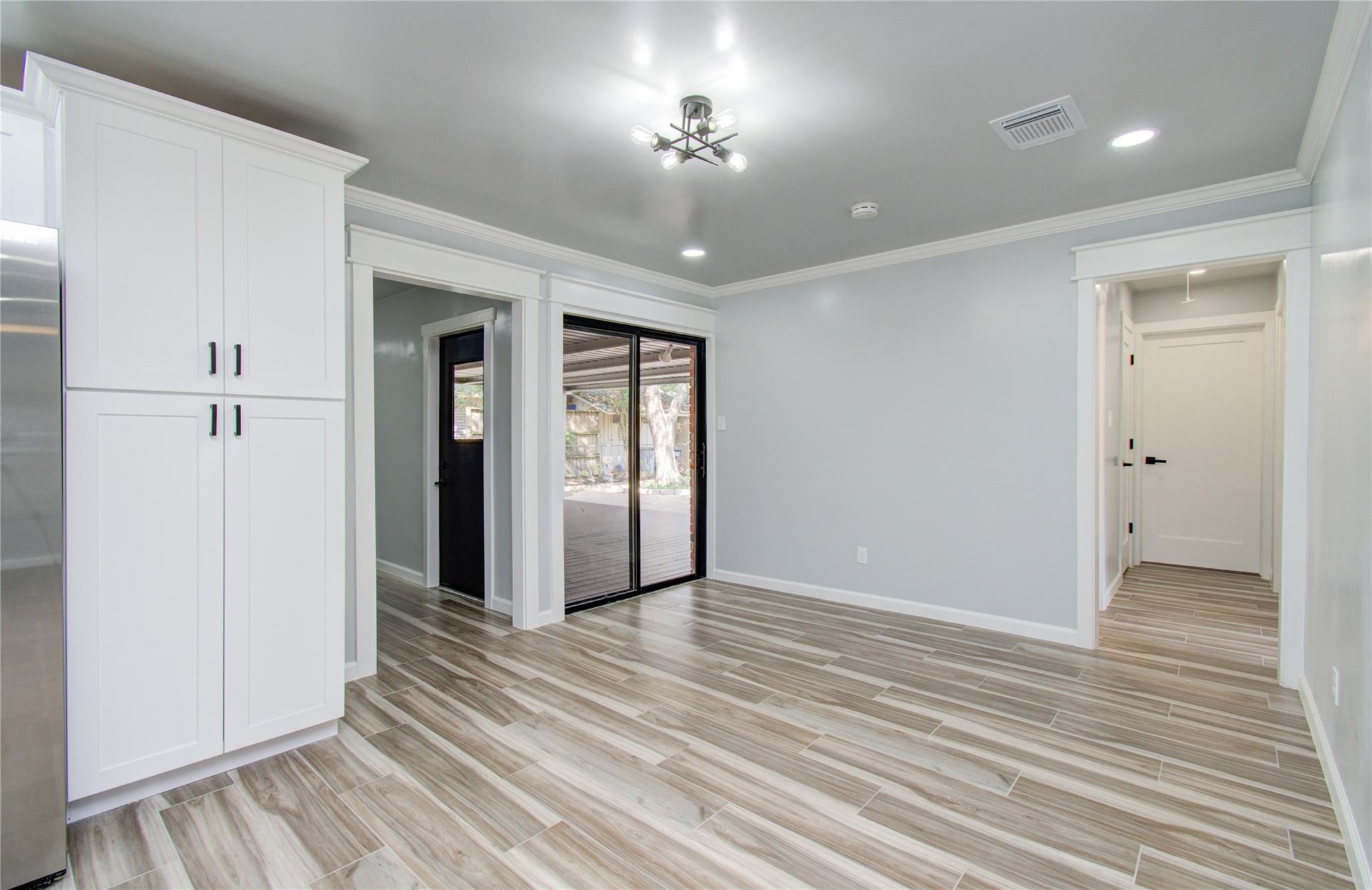 1806 Cypress Drive Property Photo 9