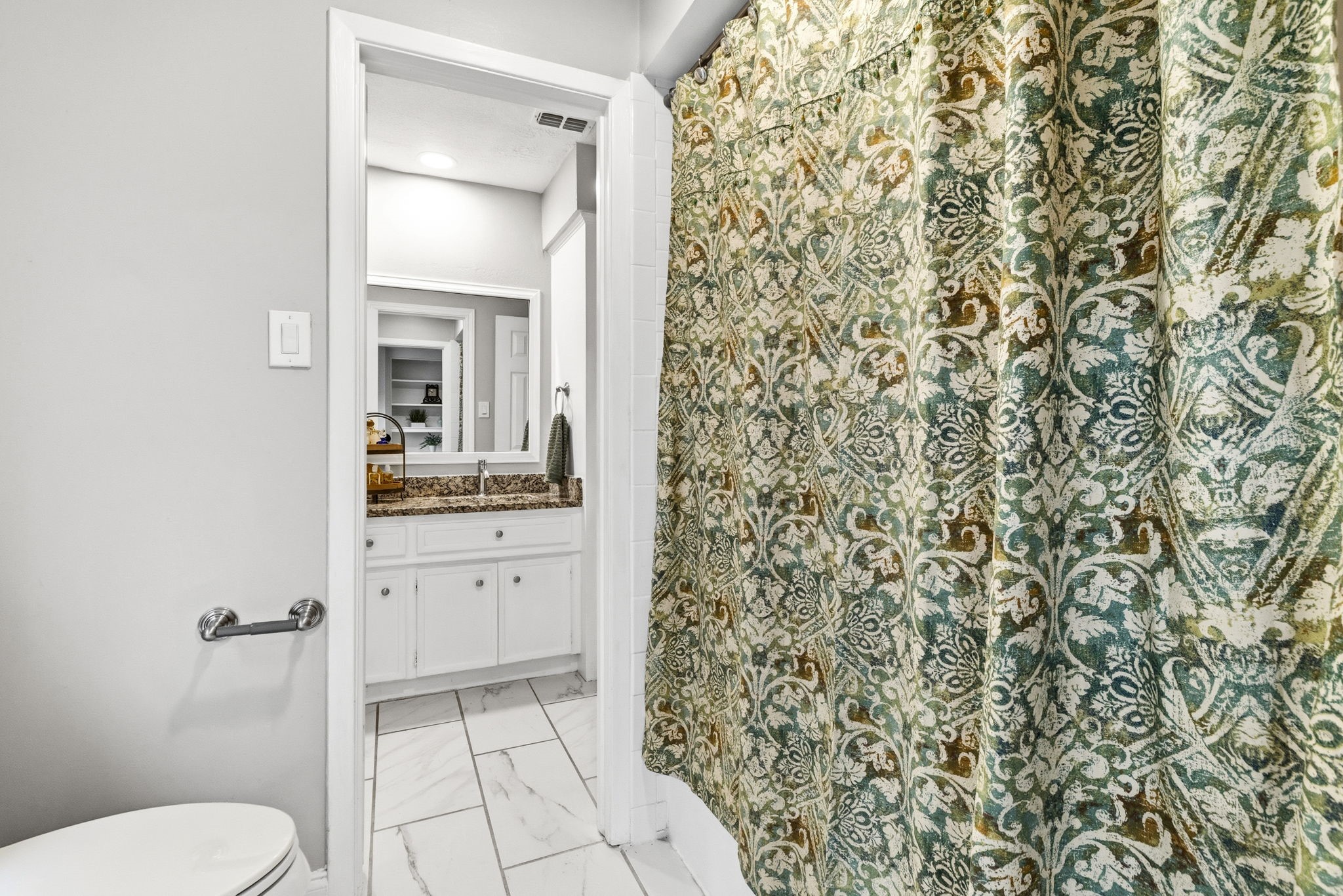 2119 Woodstream Drive Property Photo 30