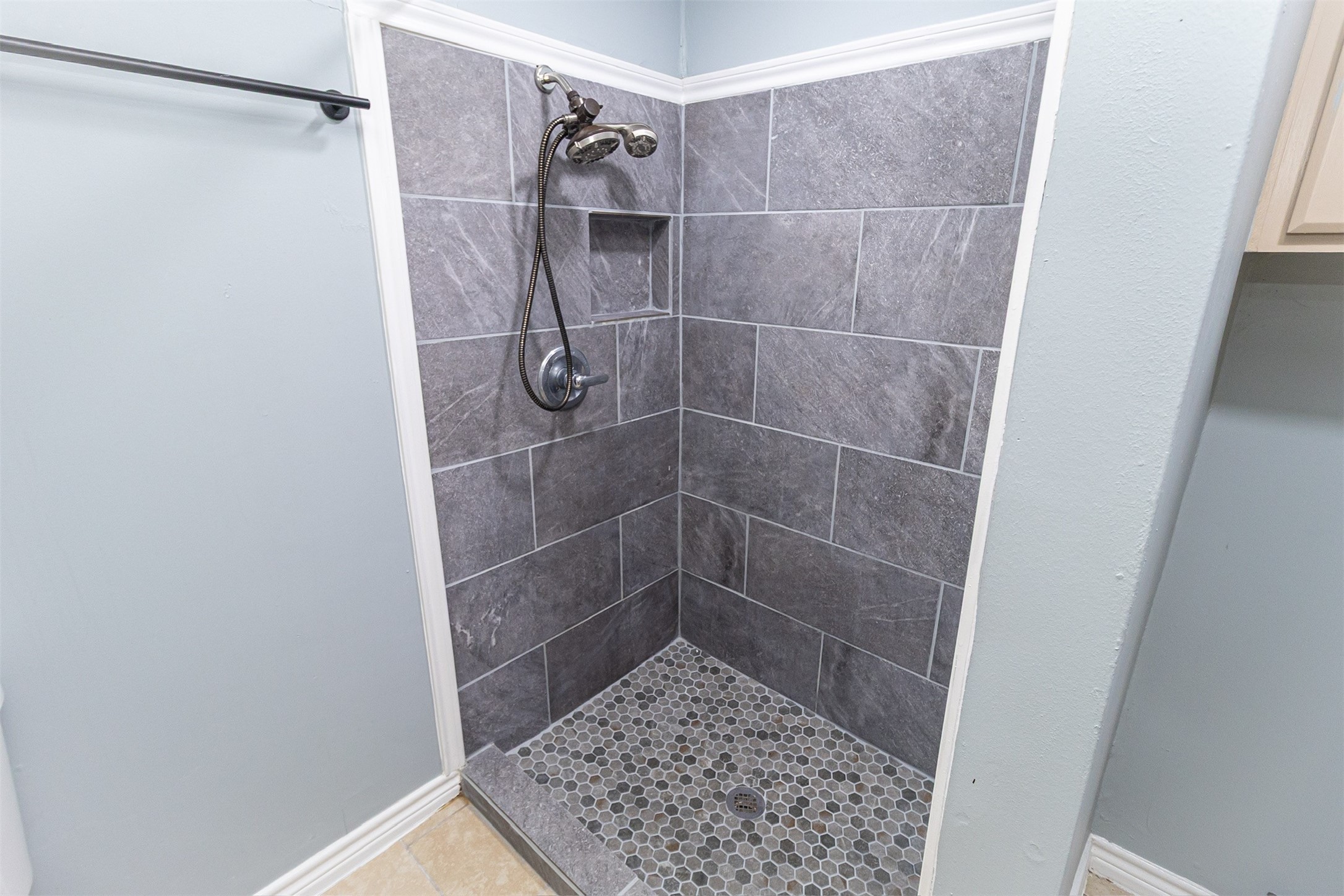 25128 Faraway Lane Property Photo 7