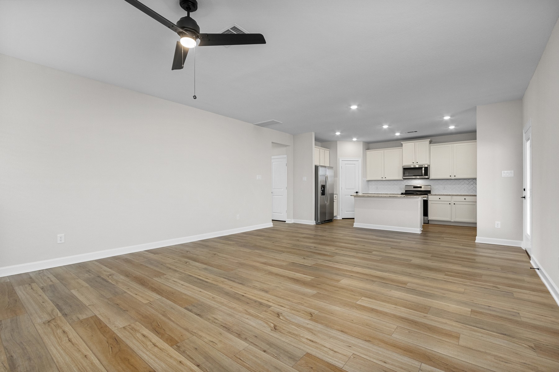 10807 Hickory Lane Property Photo 9