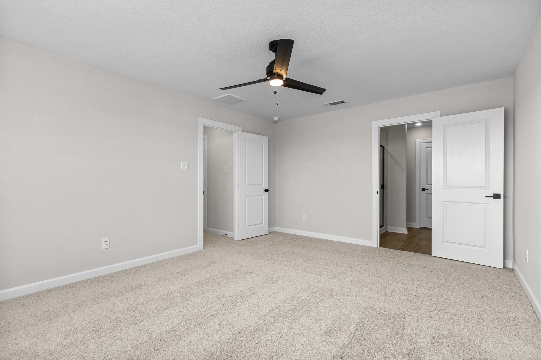 10807 Hickory Lane Property Photo 13