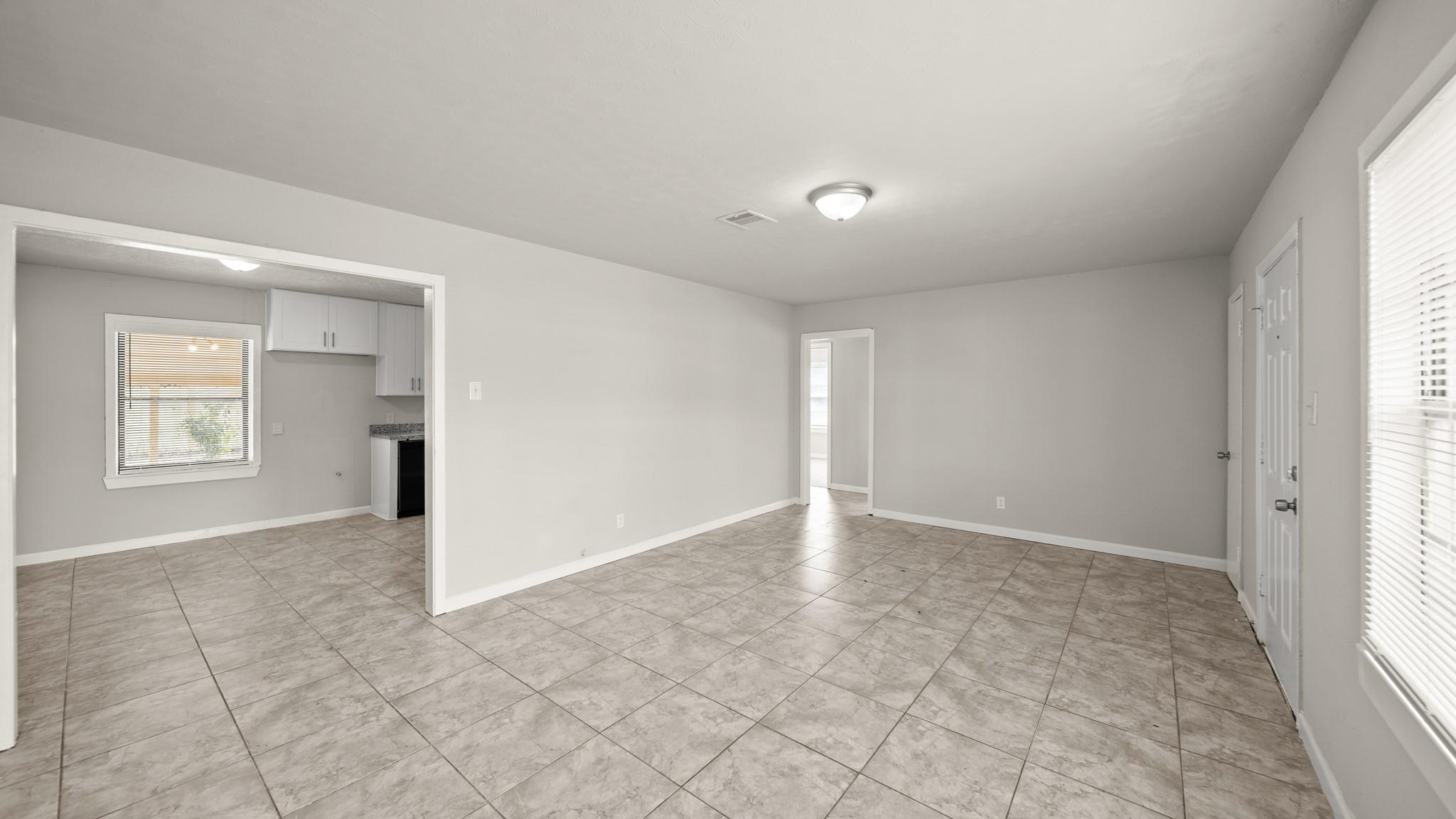 6809 W Bayou Drive W Property Photo 4