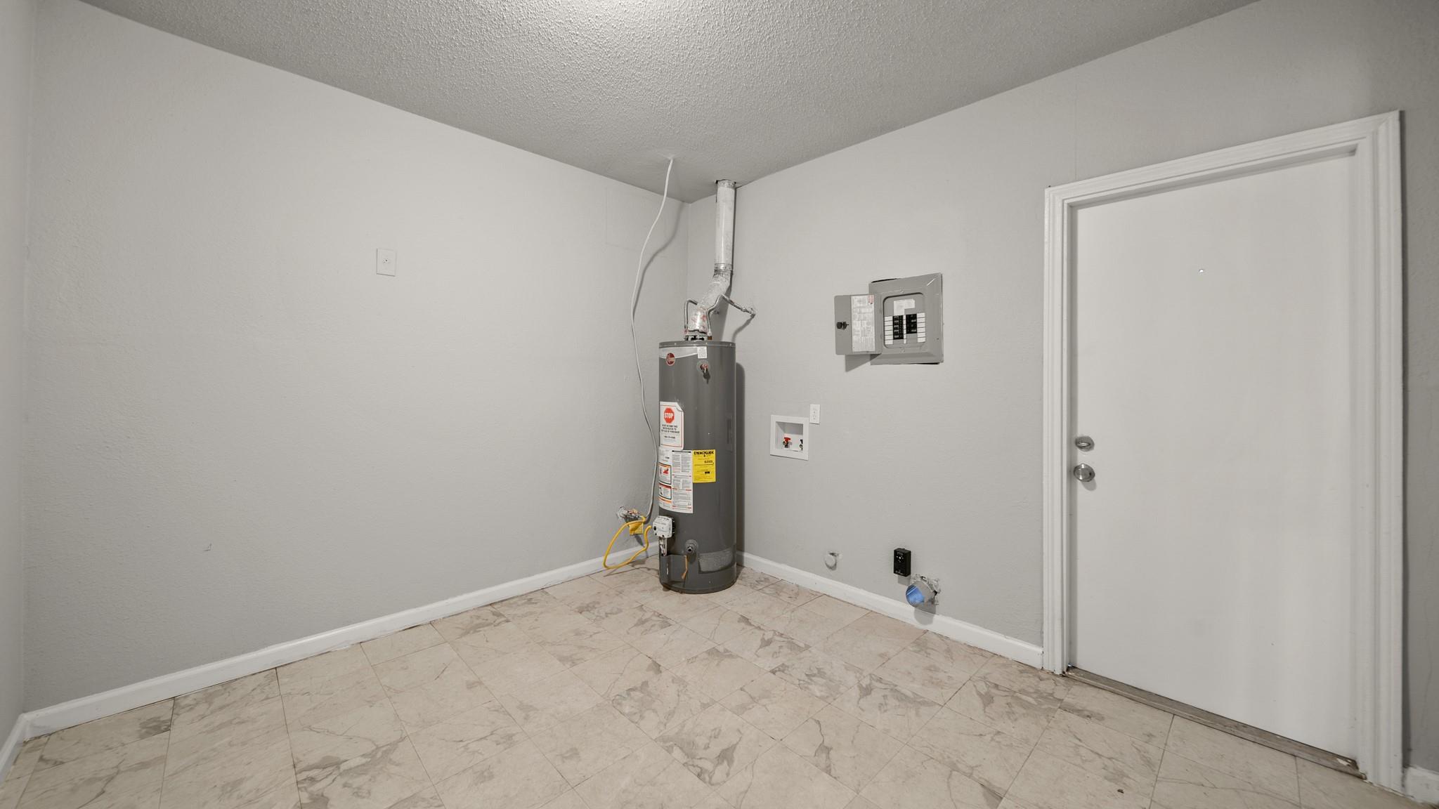6809 W Bayou Drive W Property Photo 8