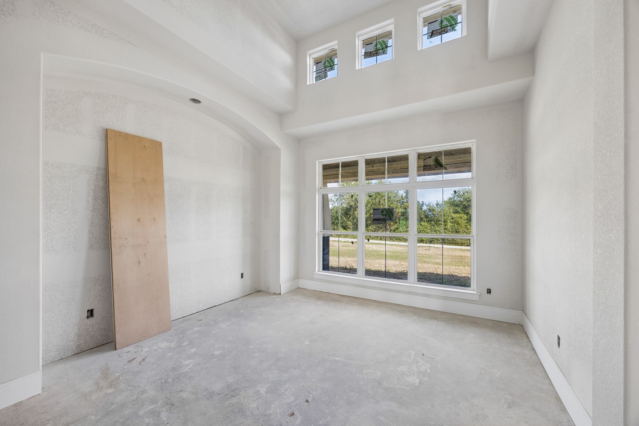 6750 Schroeder Road Property Photo 5