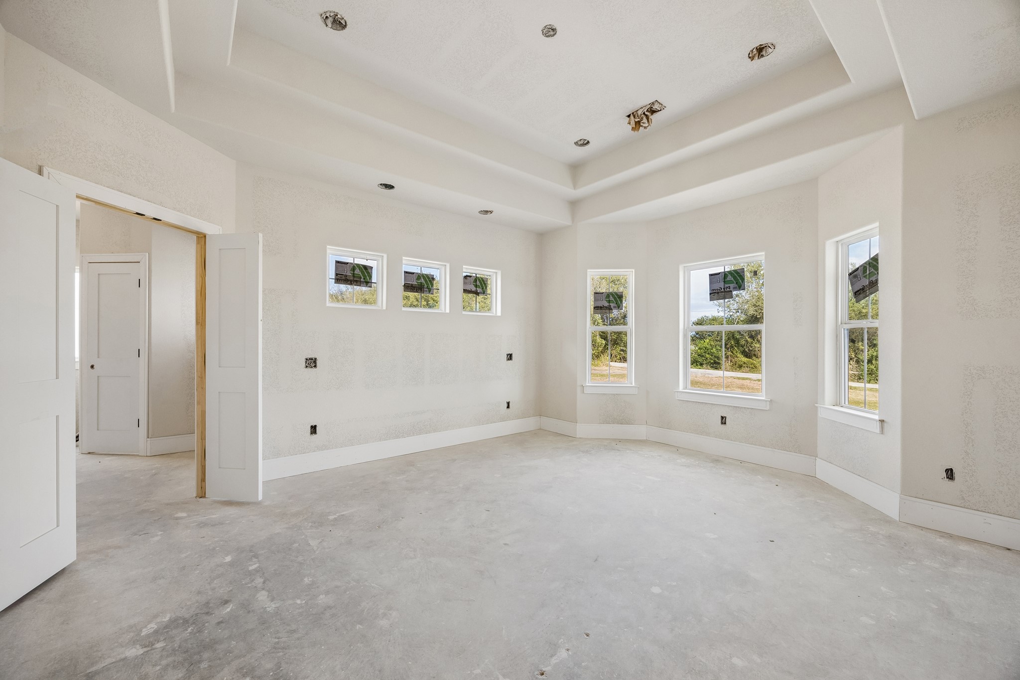6750 Schroeder Road Property Photo 6