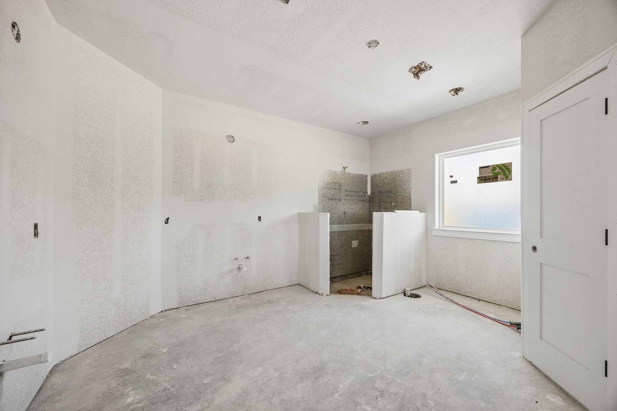 6750 Schroeder Road Property Photo 7