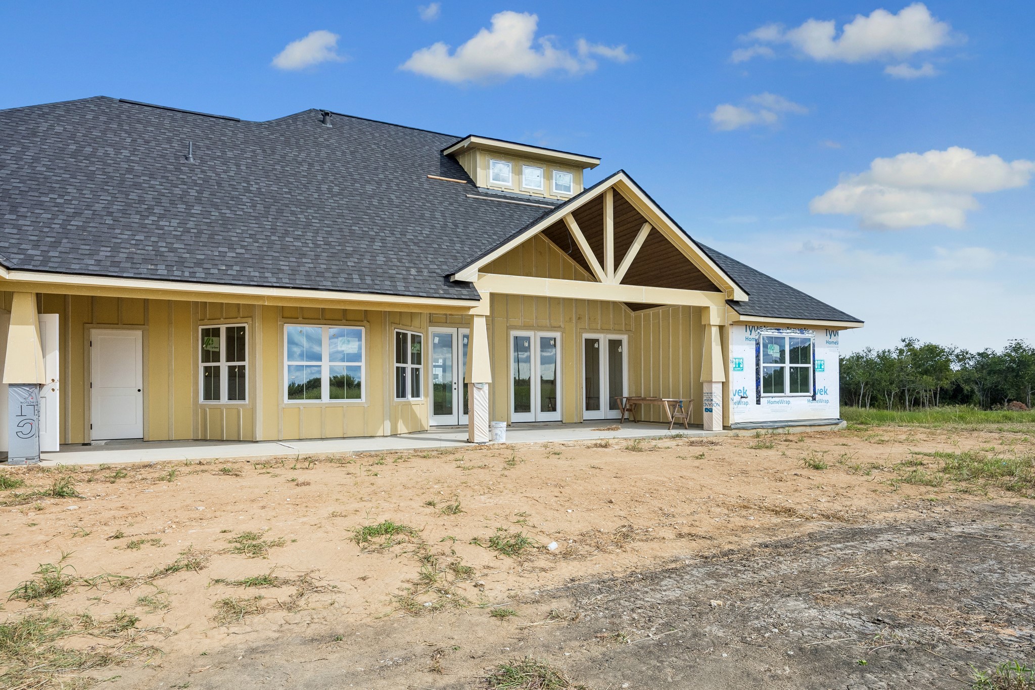 6750 Schroeder Road Property Photo 8