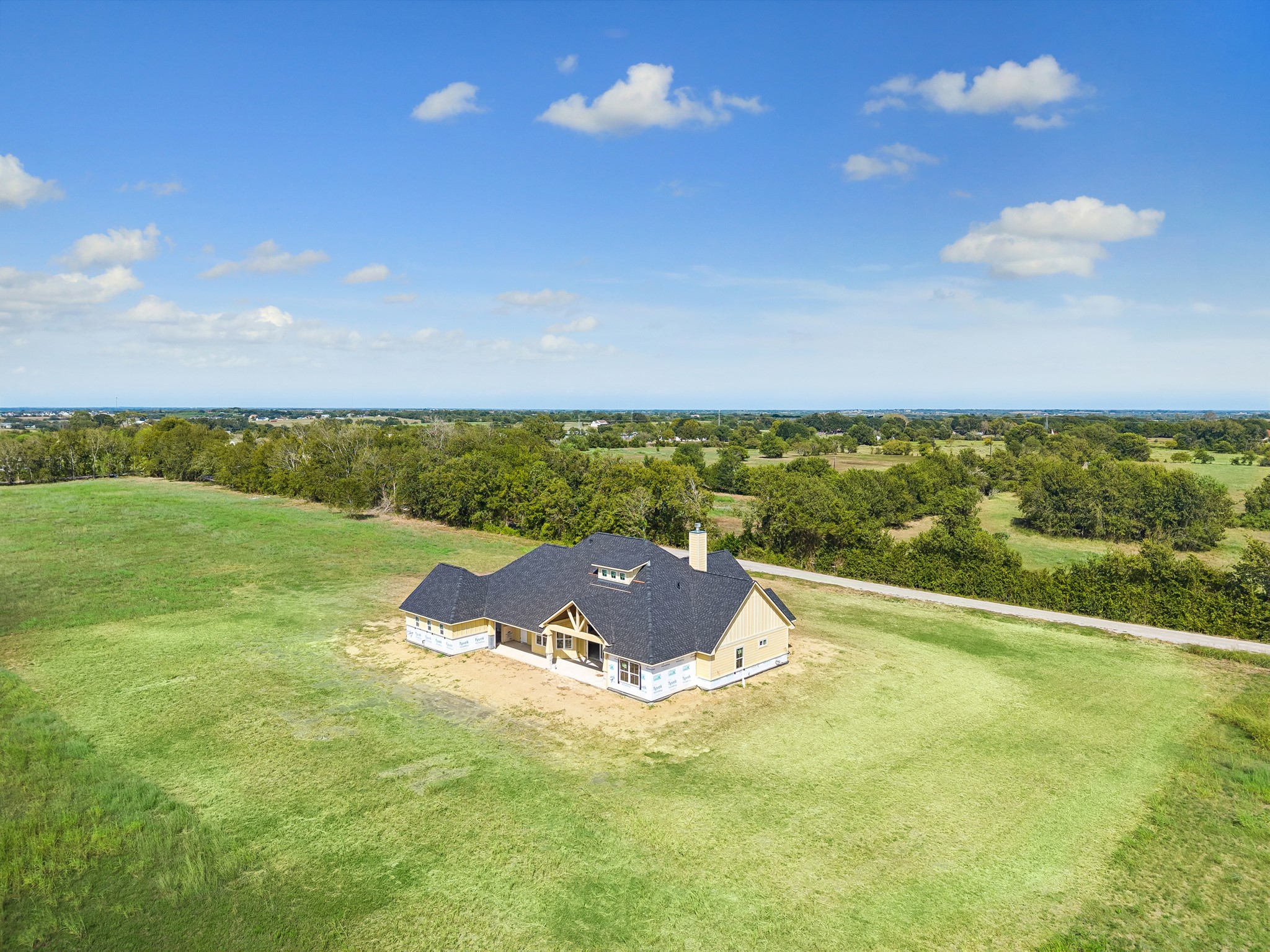 6750 Schroeder Road Property Photo 10