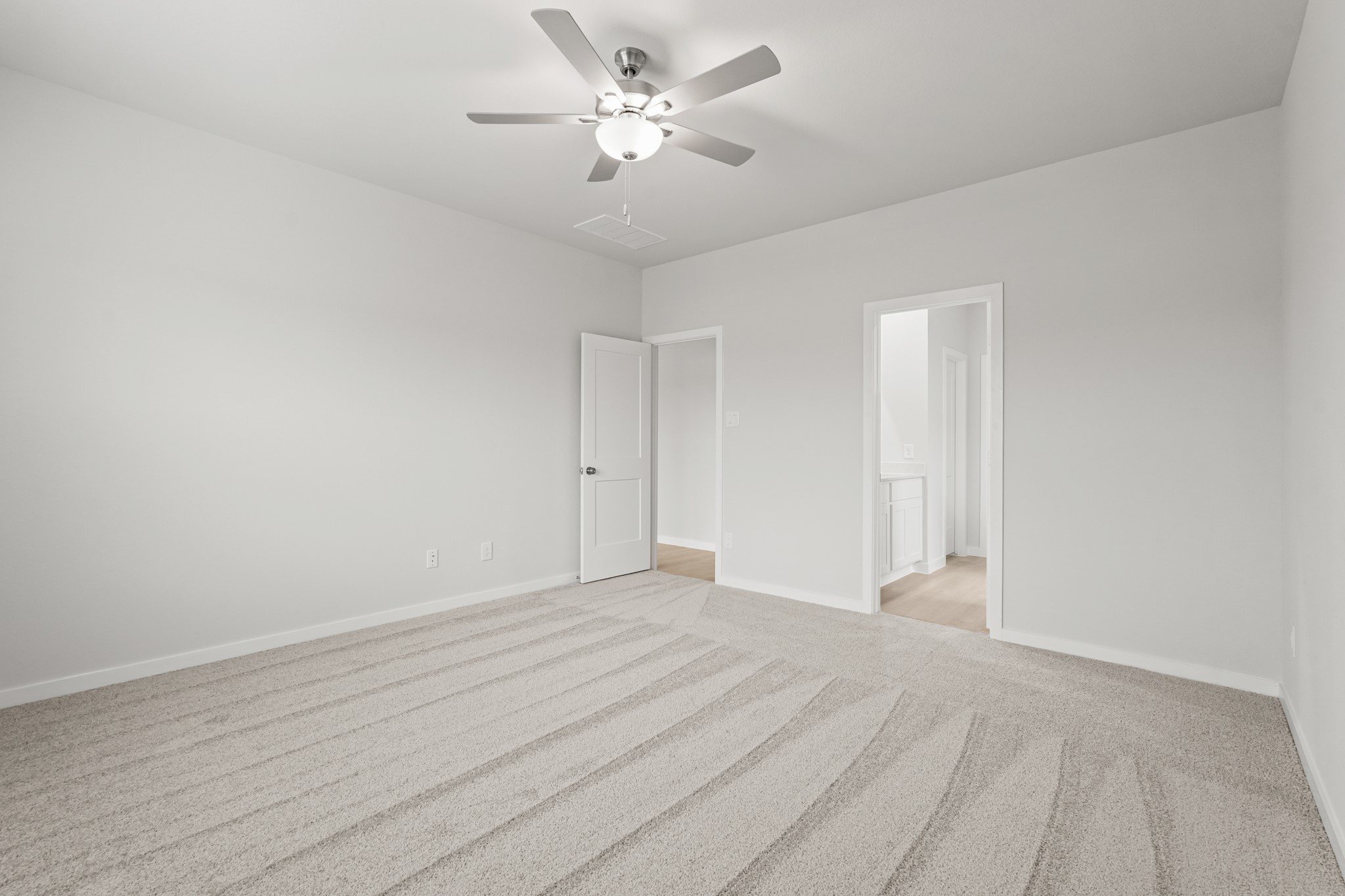 17234 White Peace Drive Property Photo 12