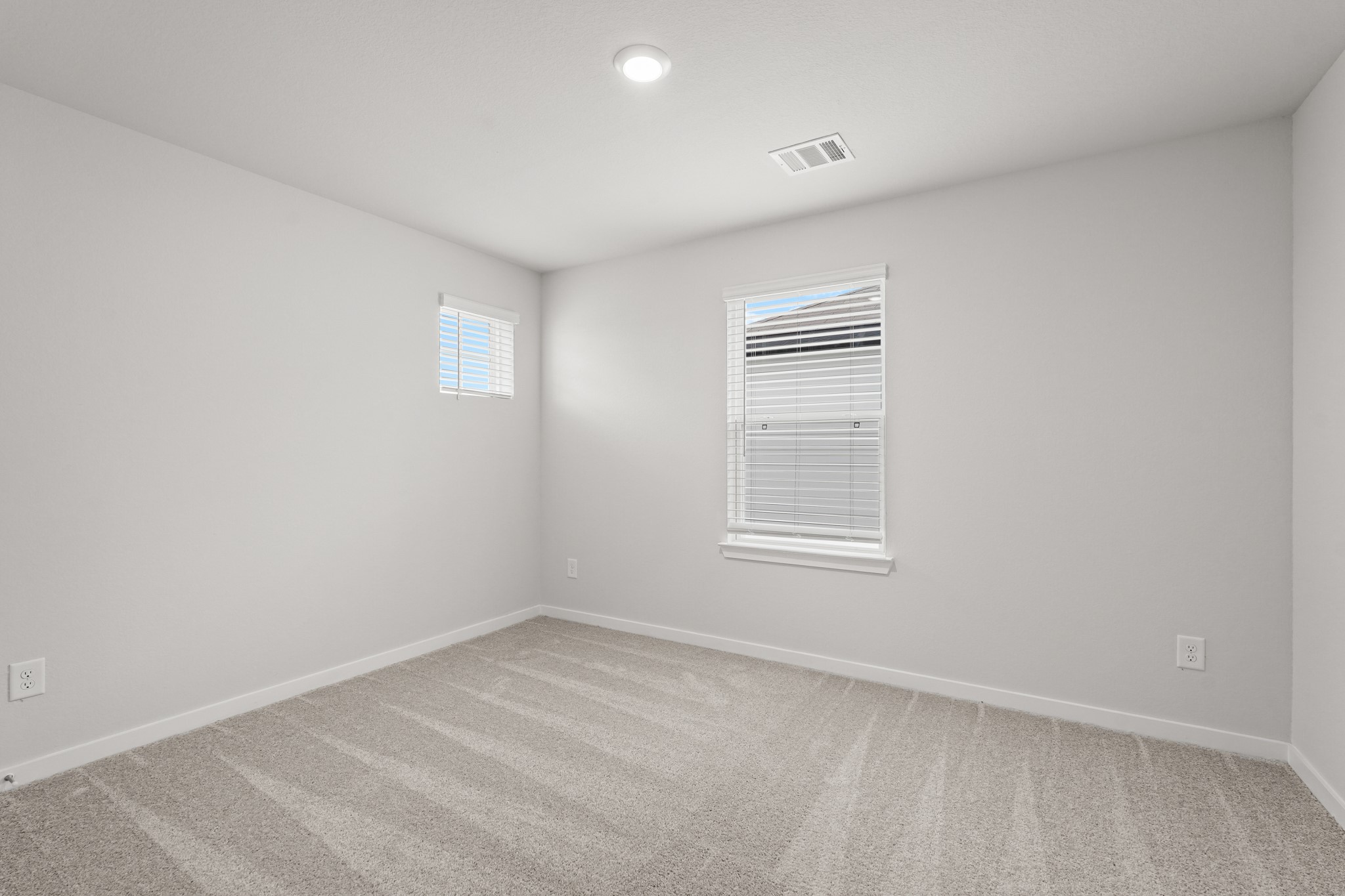 17234 White Peace Drive Property Photo 19