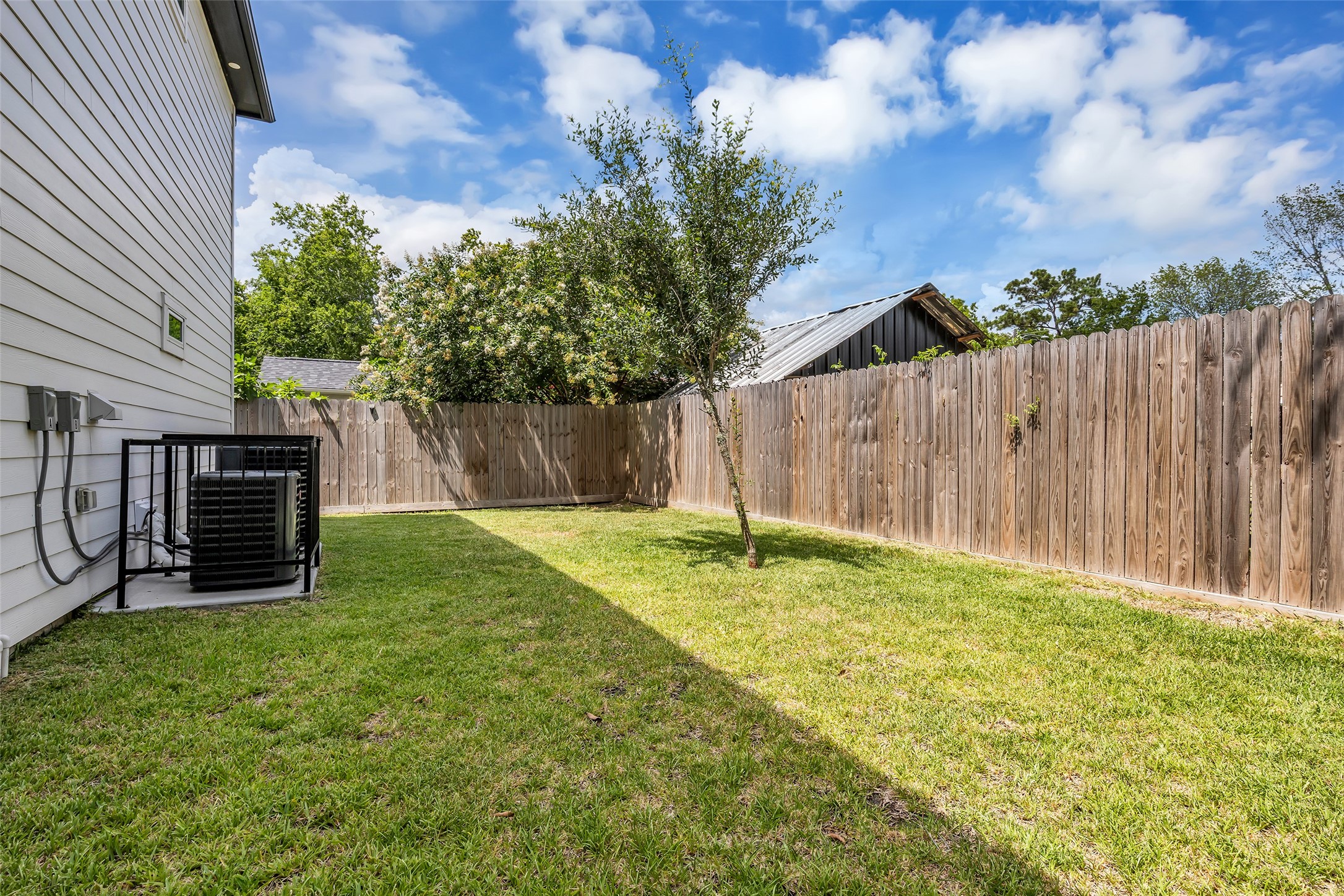 8529 Dosia Street A Property Photo 22