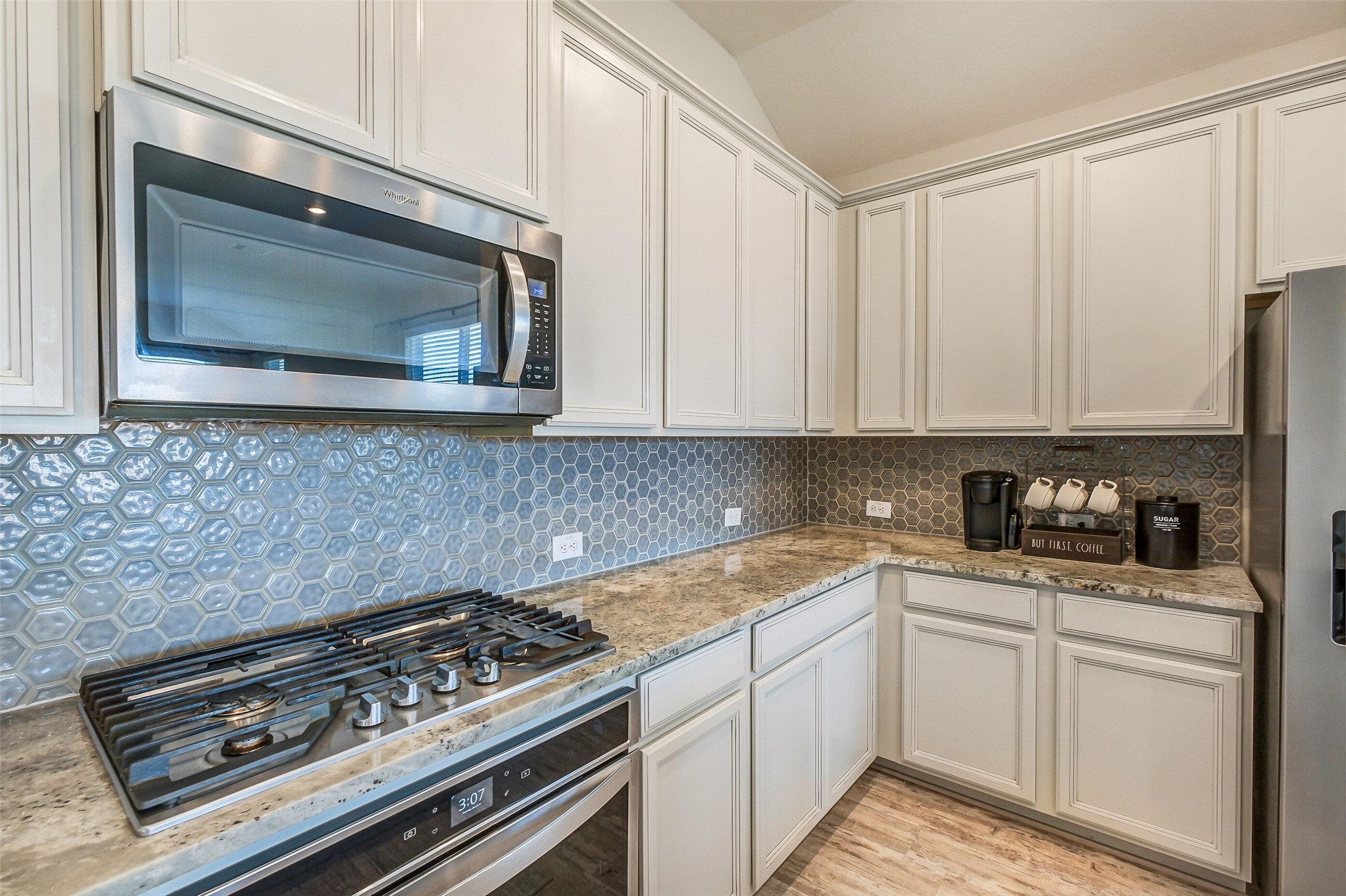 10906 Avana Falls Lane Property Photo 5