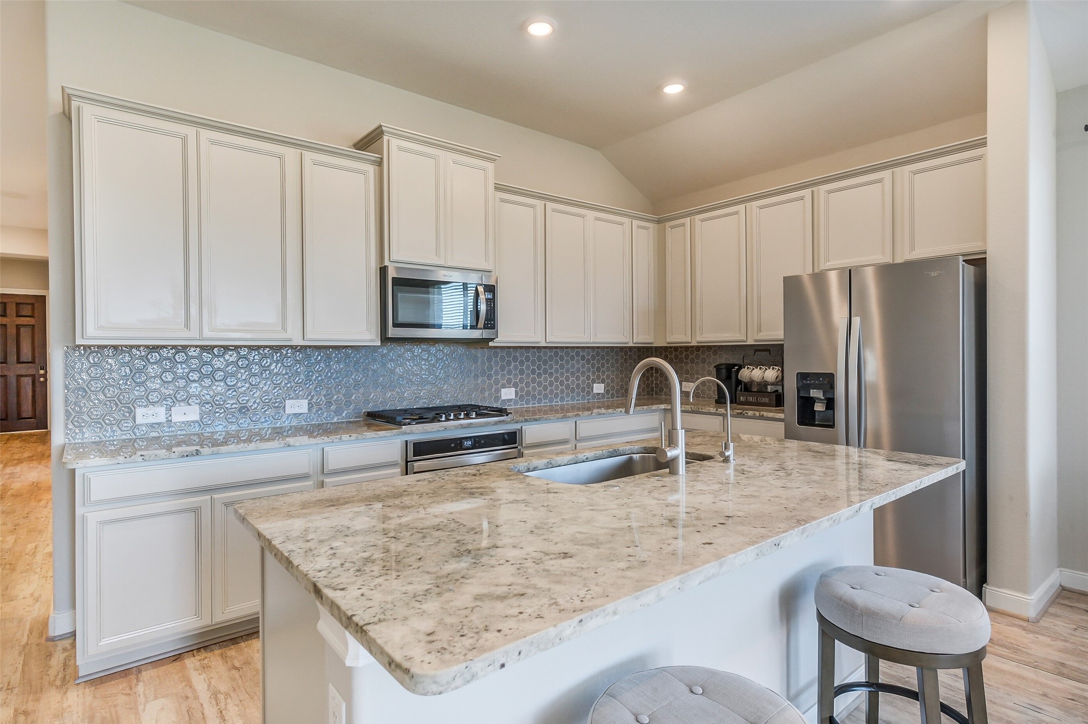 10906 Avana Falls Lane Property Photo 9