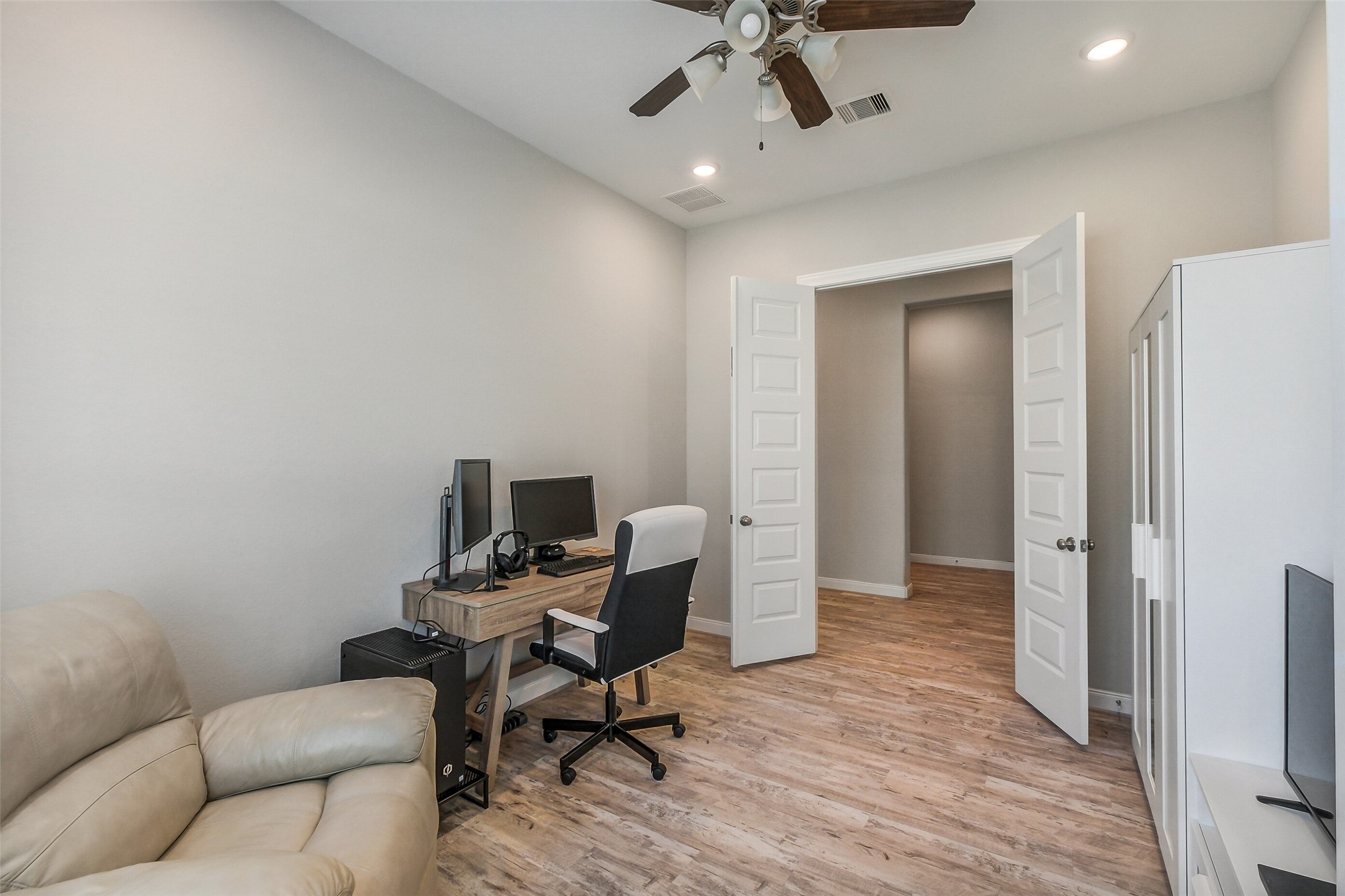 10906 Avana Falls Lane Property Photo 16