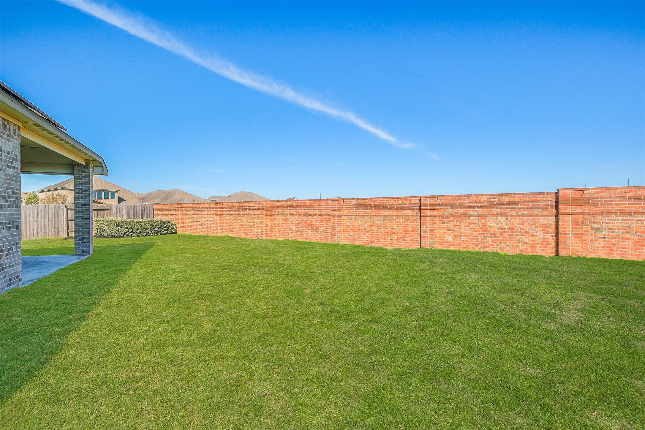 10906 Avana Falls Lane Property Photo 28