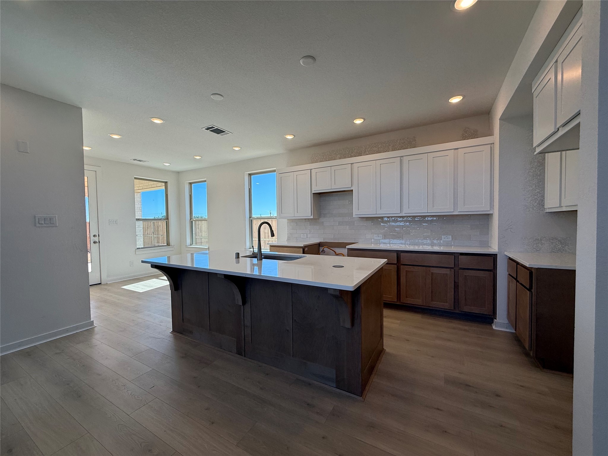 11806 Copane Drive Property Photo 7