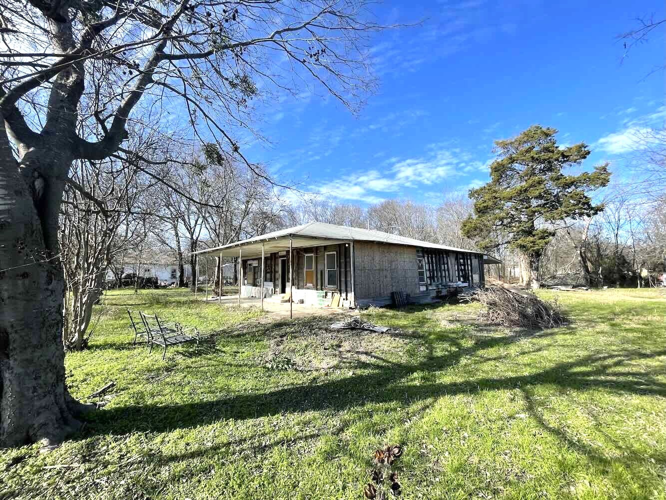 100 W Dalewood Street