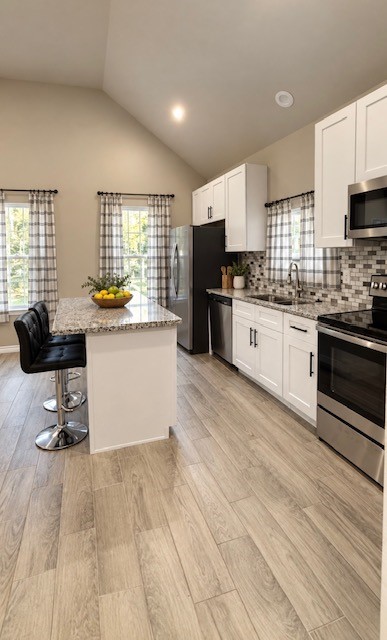 9496 Walkwood Street Property Photo 3