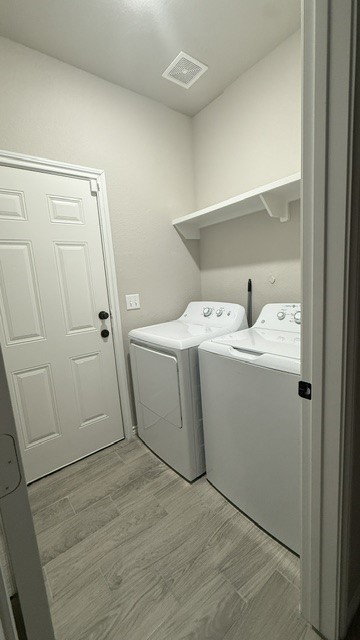 9496 Walkwood Street Property Photo 10