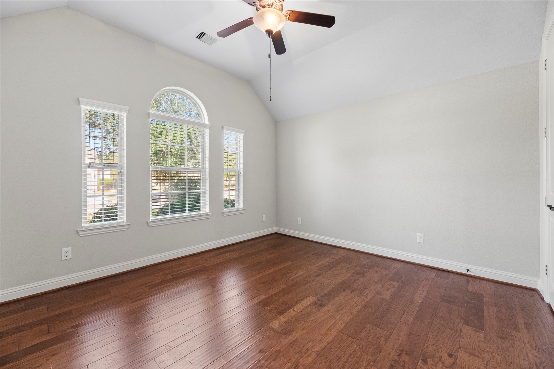6407 Sunstone Falls Lane Property Photo 33